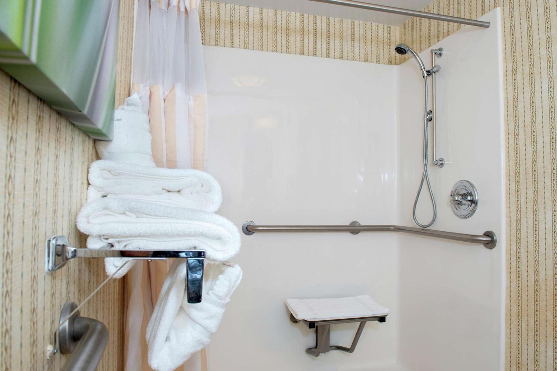 Hilton Garden Inn Charlotte Pineville photo 12