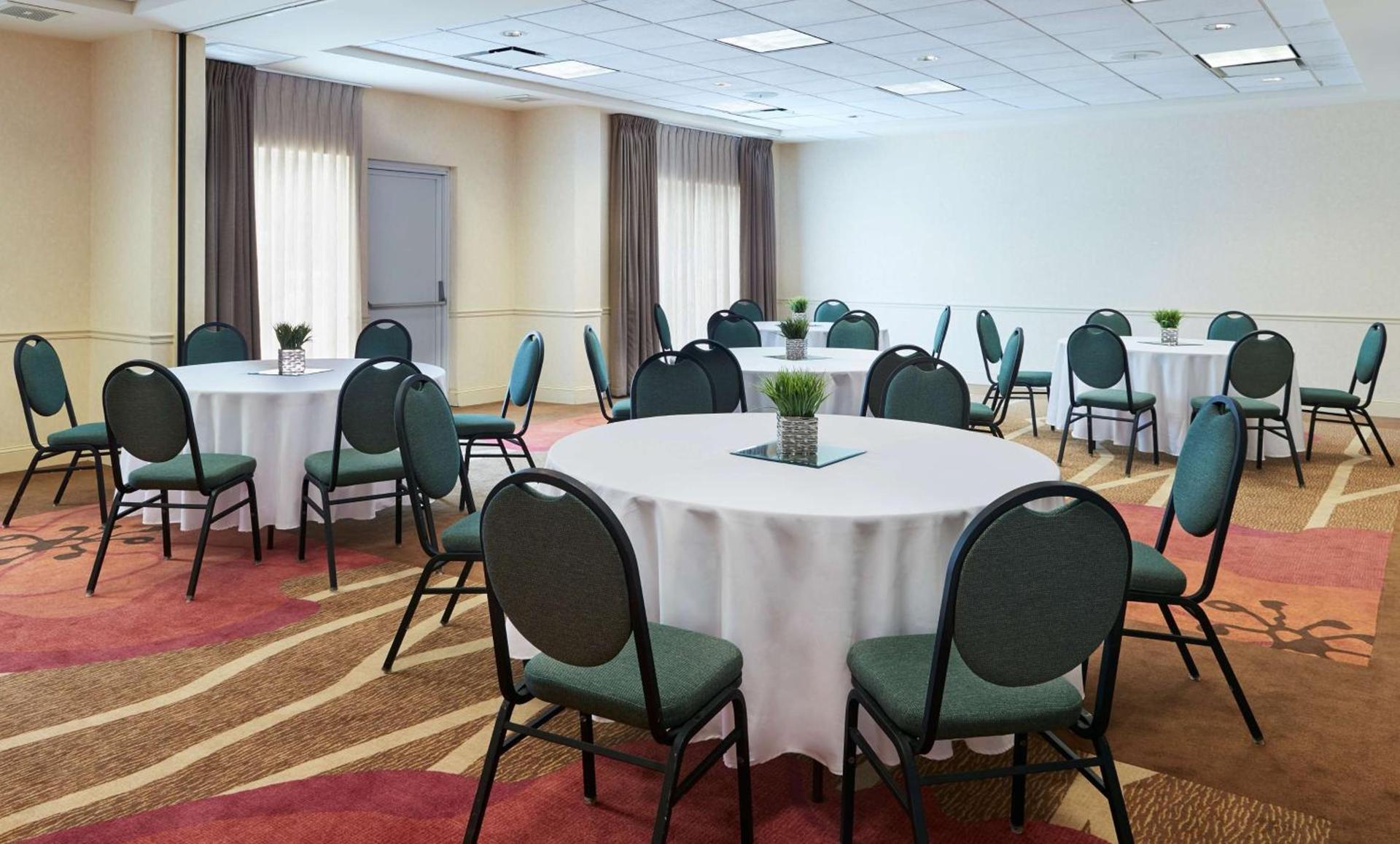 Hilton Garden Inn Charlotte Pineville photo 27