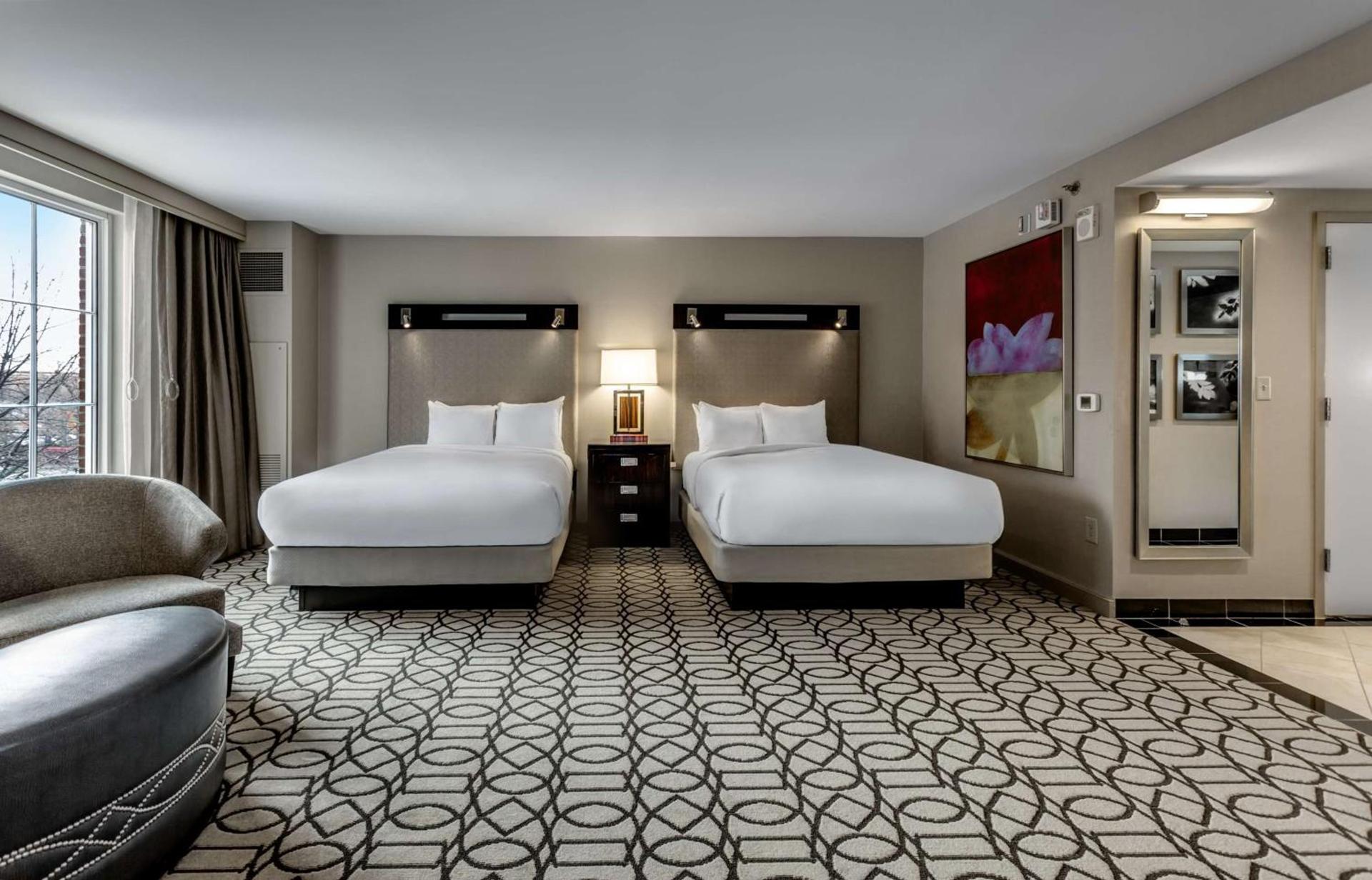 Hilton Columbus at Easton photo 7