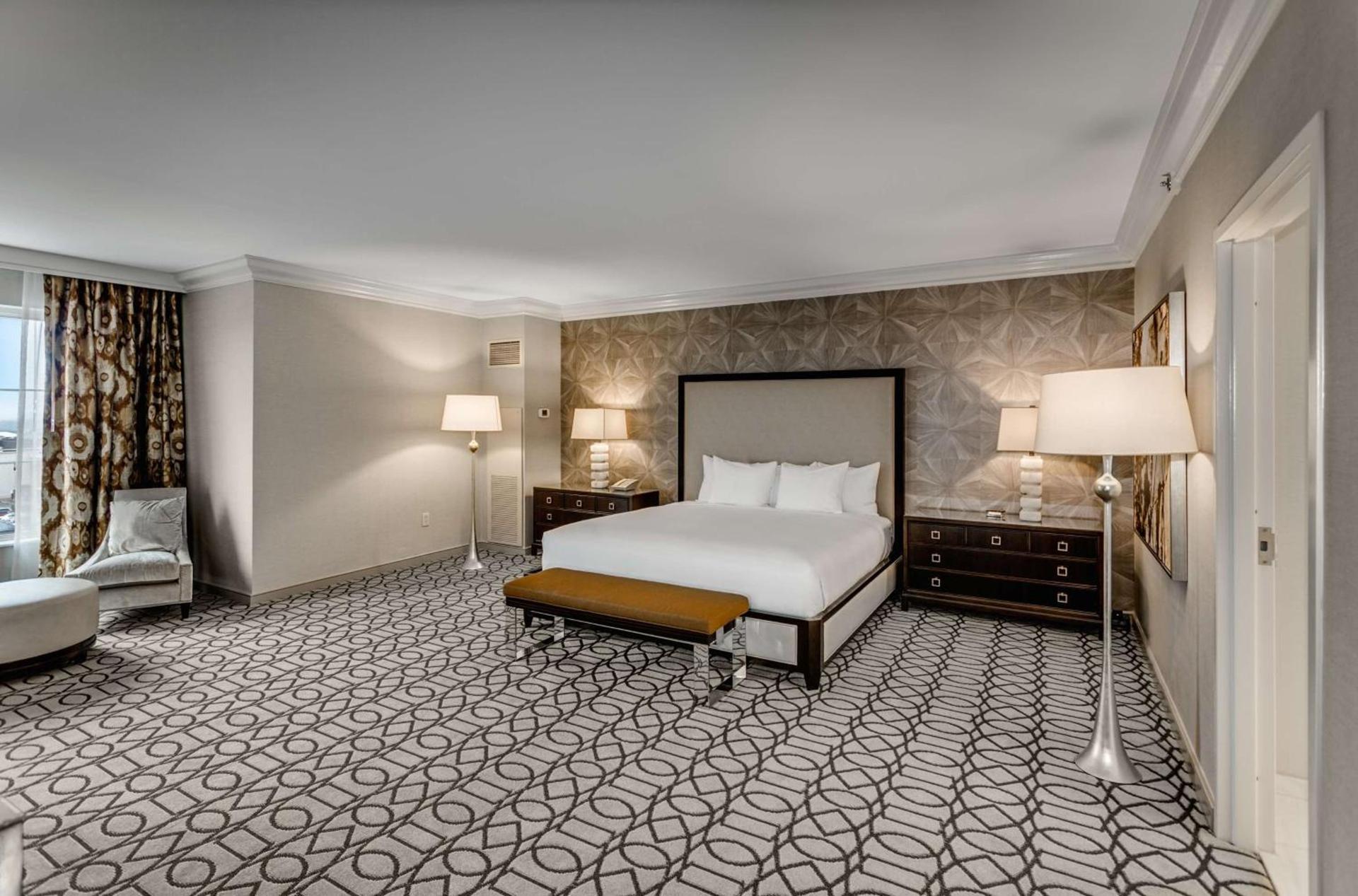 Hilton Columbus at Easton photo 14