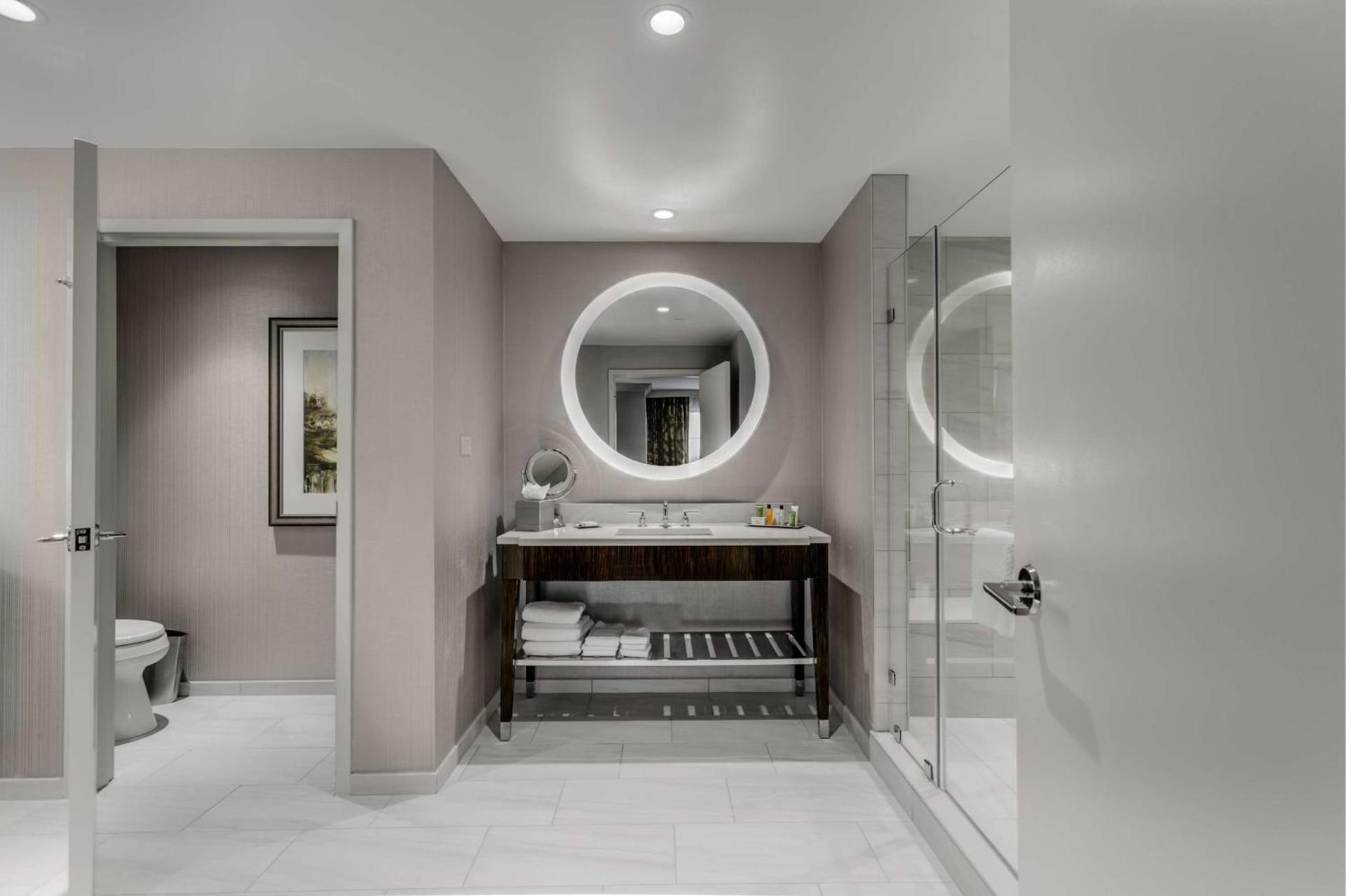 Hilton Columbus at Easton photo 15