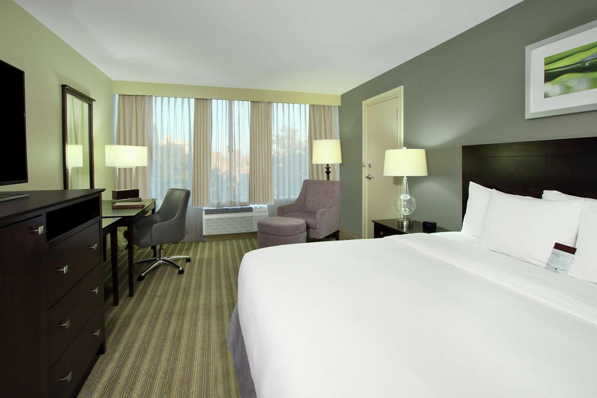 Doubletree by Hilton Newark photo 24