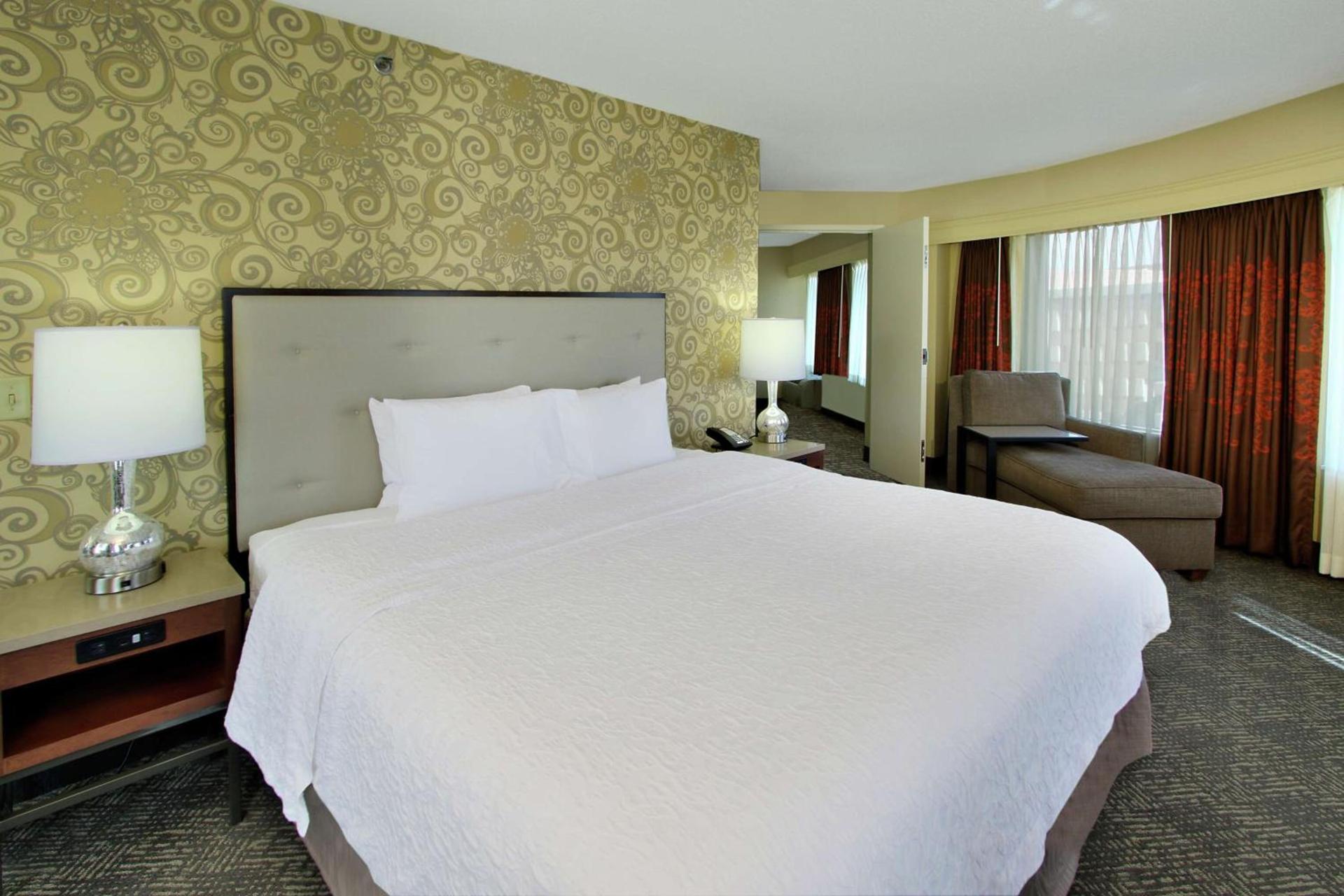 Hampton Inn & Suites Columbus-Downtown, Ohio photo 21
