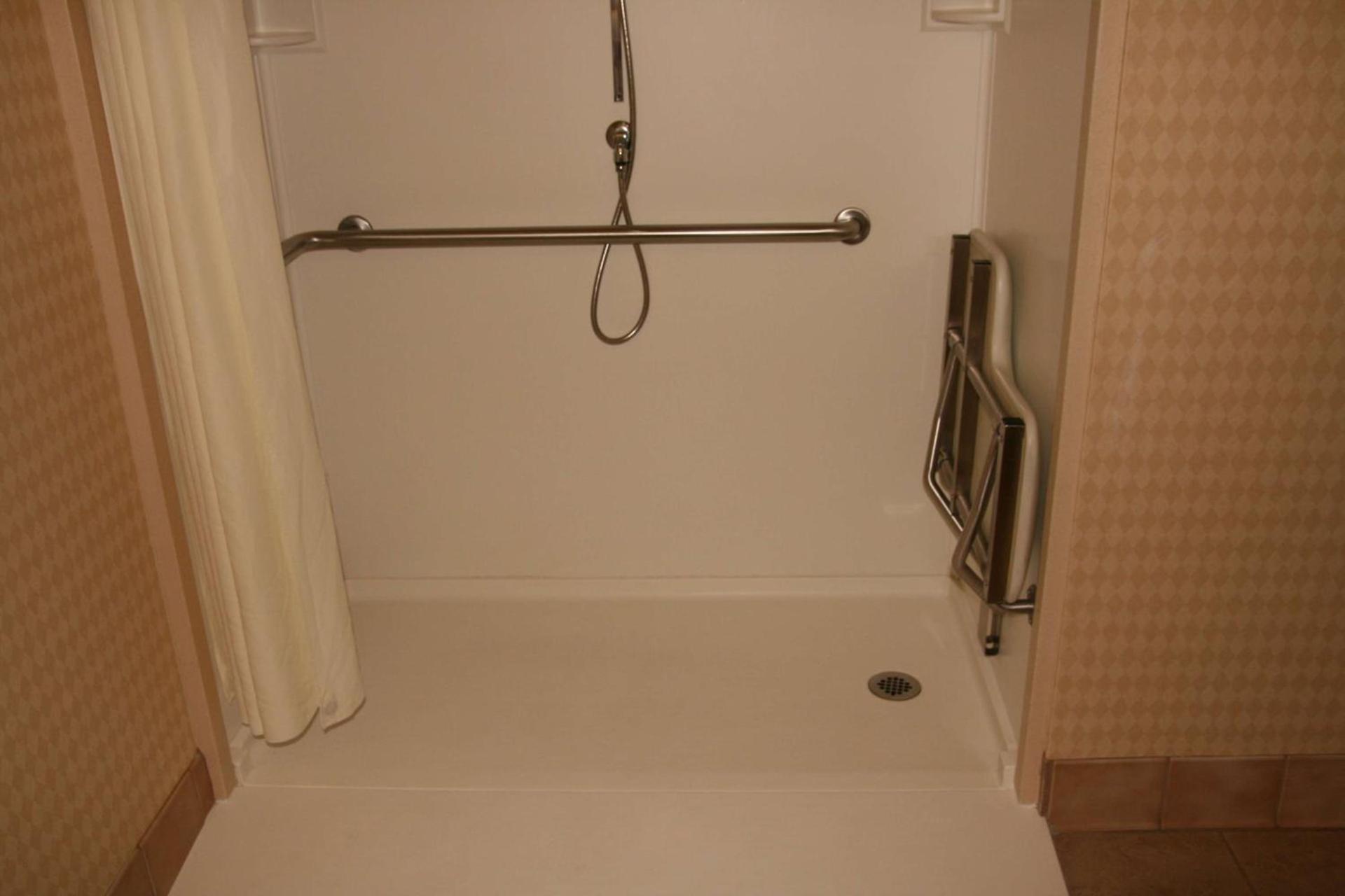 Hampton Inn & Suites Columbus-Downtown, Ohio photo 24