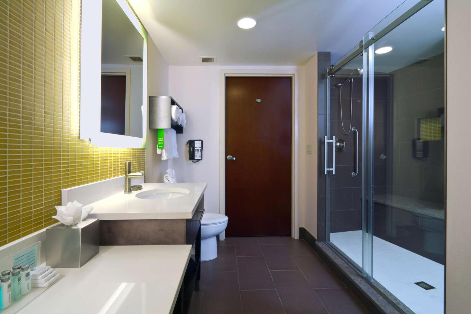 Hampton Inn & Suites Columbus-Downtown, Ohio photo 25