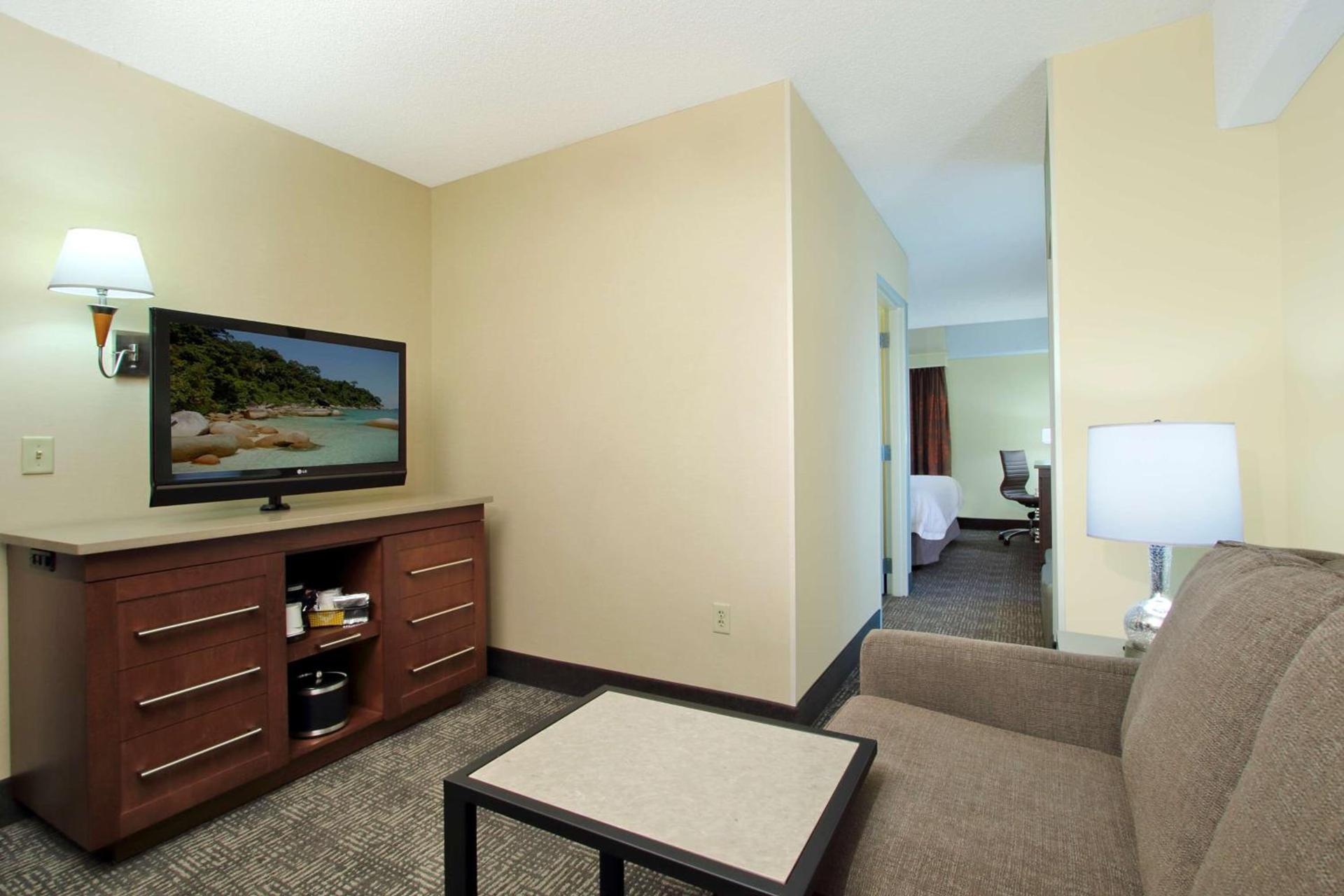 Hampton Inn & Suites Columbus-Downtown, Ohio photo 29