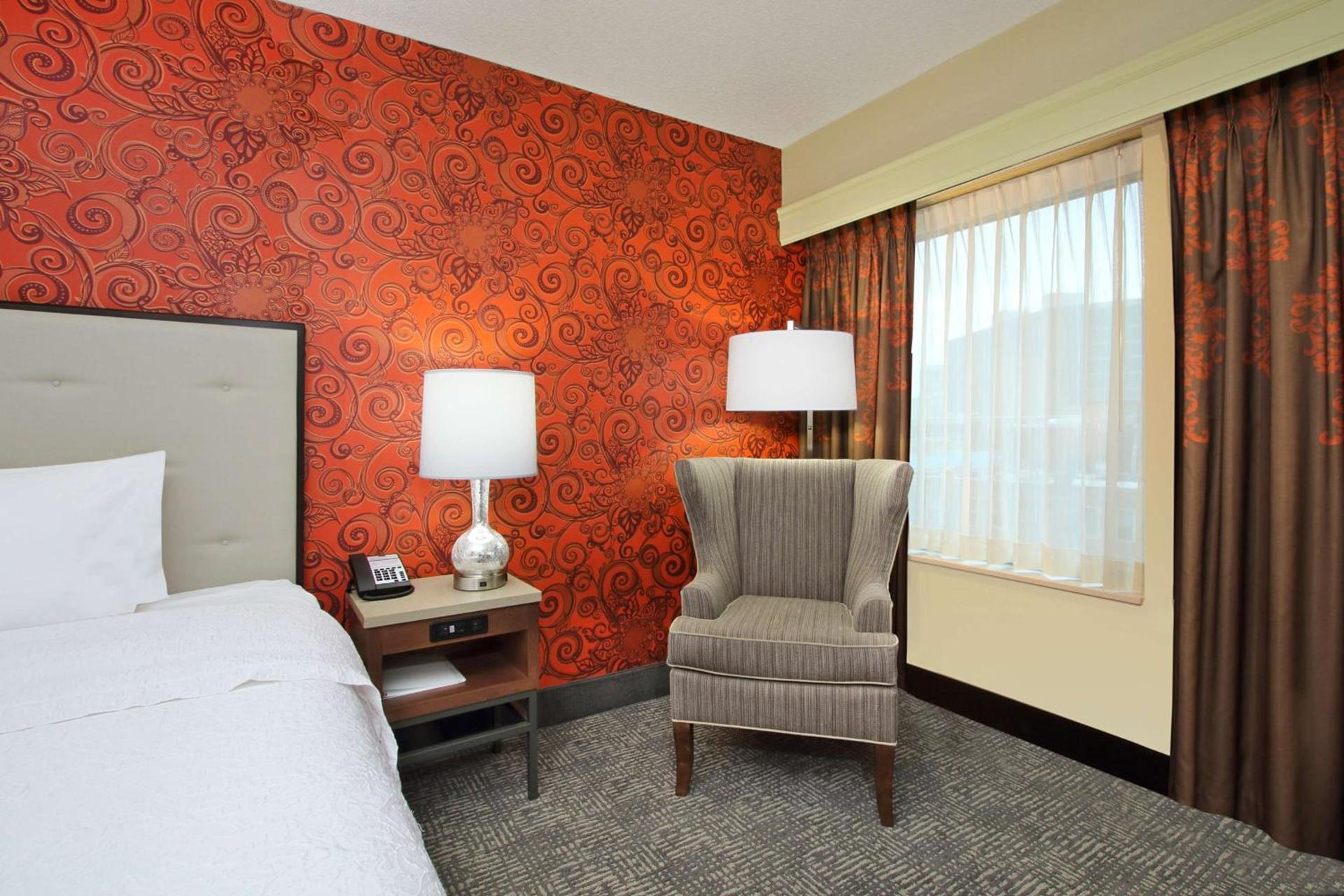Hampton Inn & Suites Columbus-Downtown, Ohio photo 42