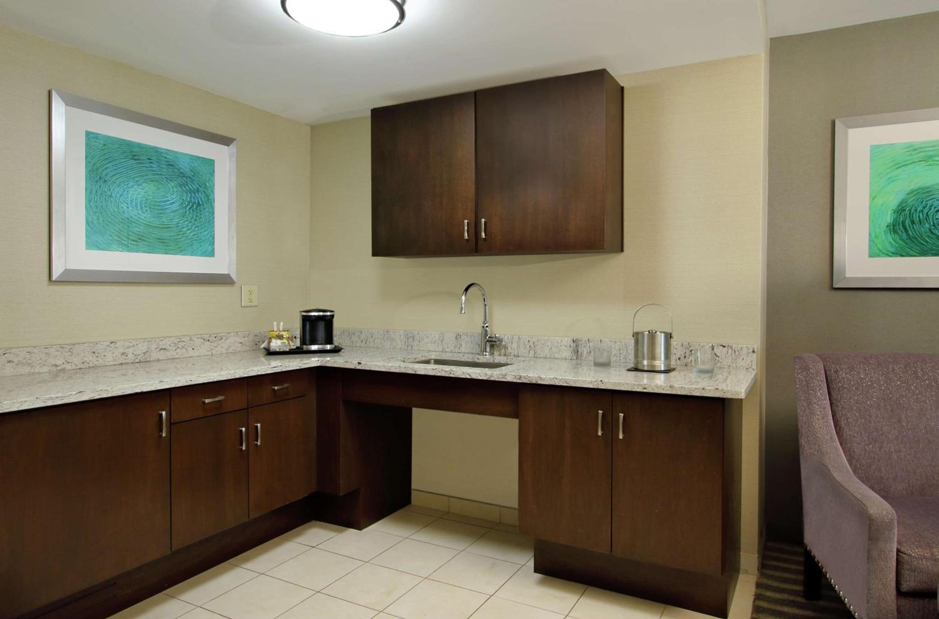 Doubletree by Hilton Newark photo 49