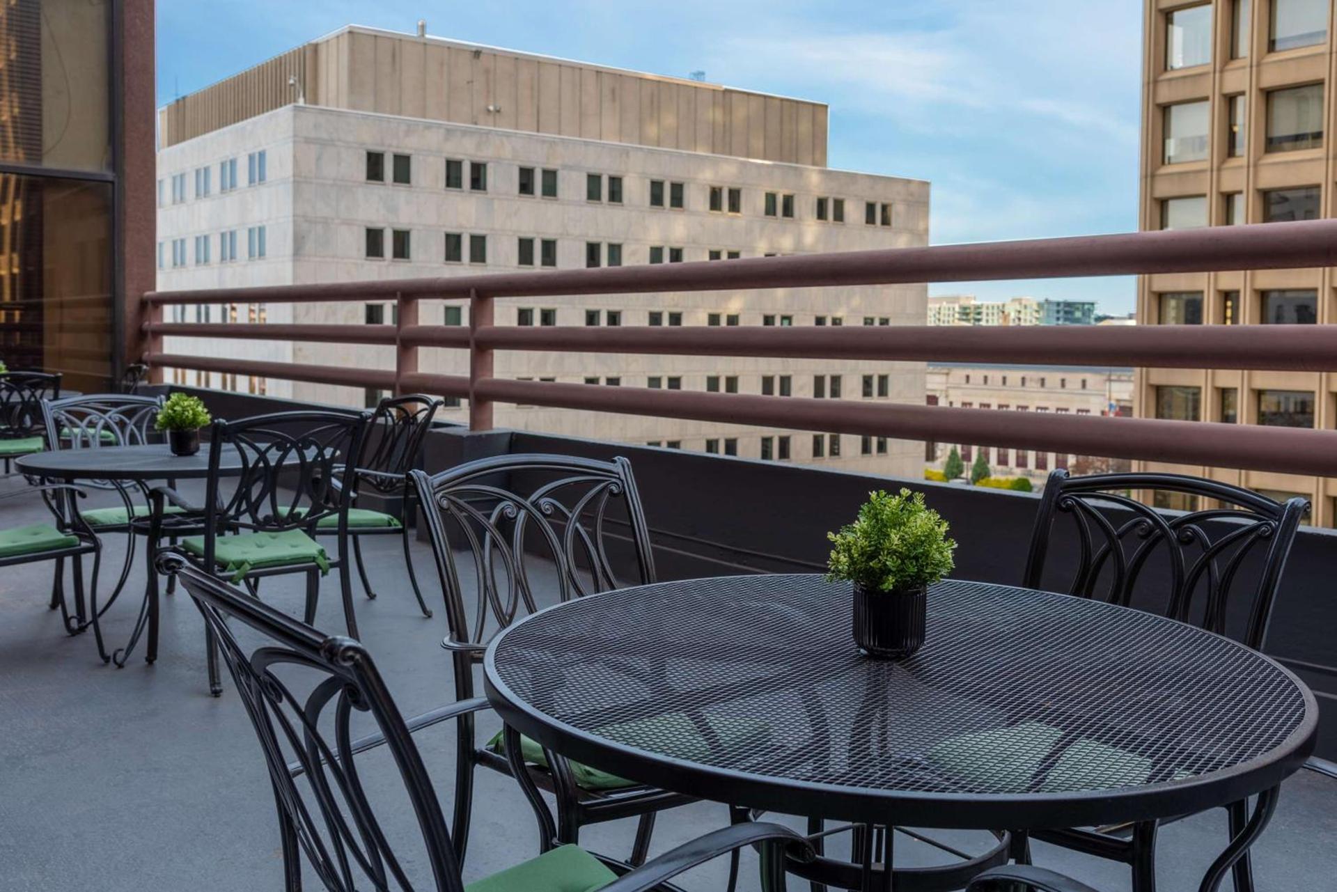 The Capital Suites Hotel photo 10