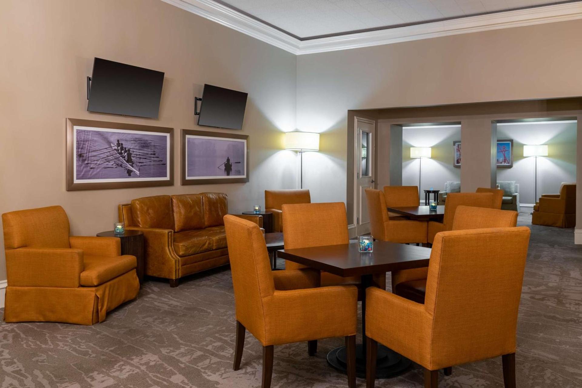 The Capital Suites Hotel photo 14