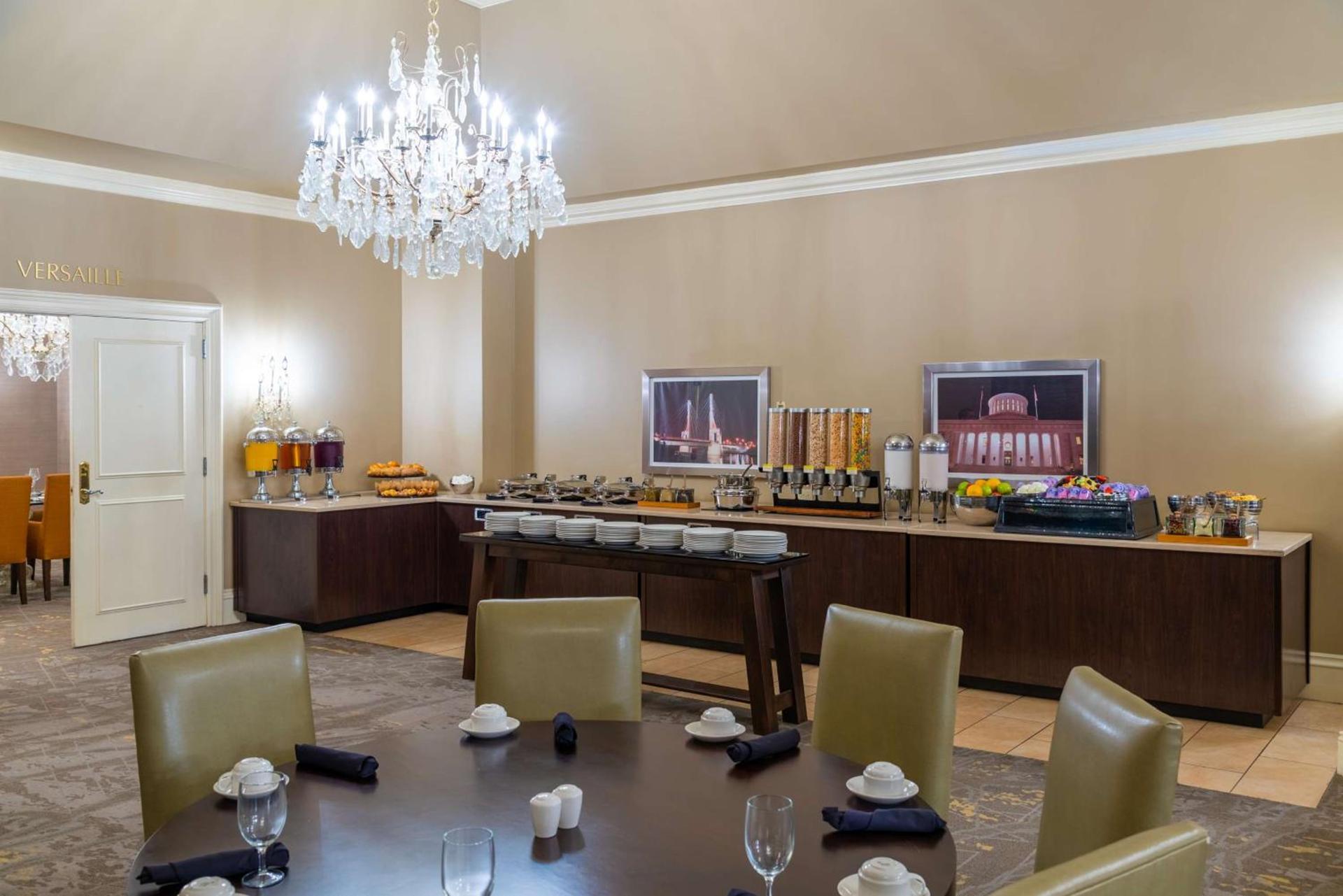 The Capital Suites Hotel photo 15