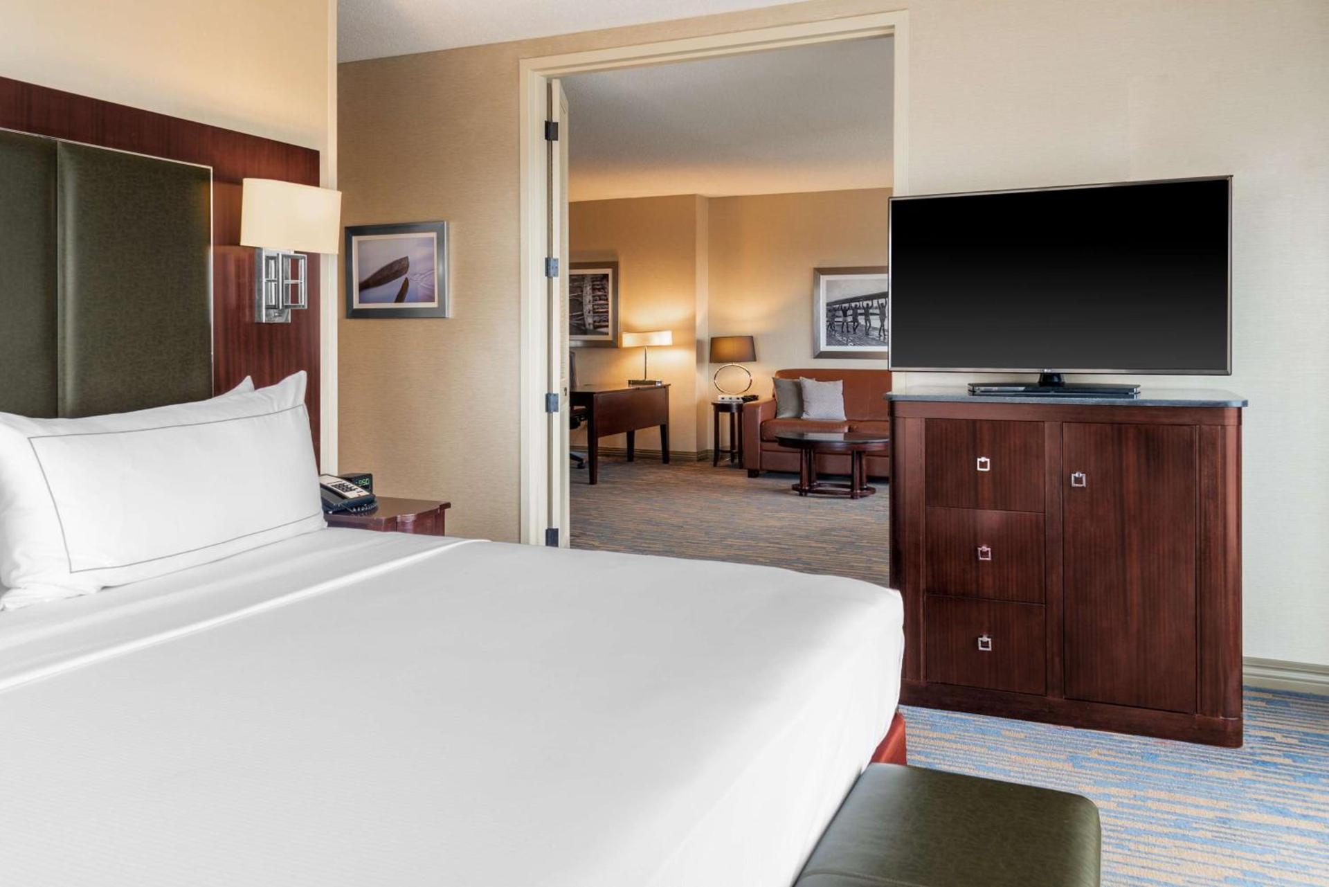 The Capital Suites Hotel photo 25