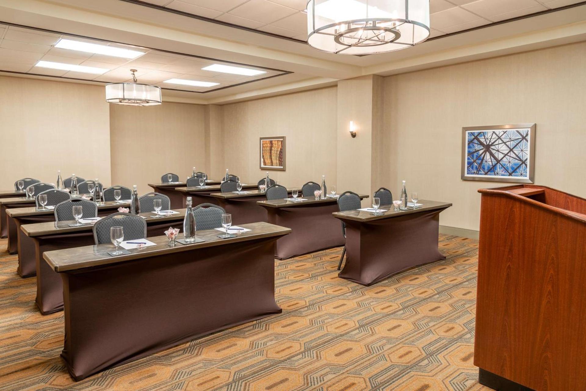 The Capital Suites Hotel photo 44