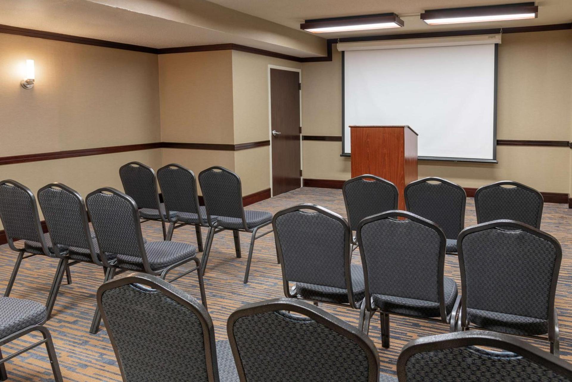 The Capital Suites Hotel photo 47