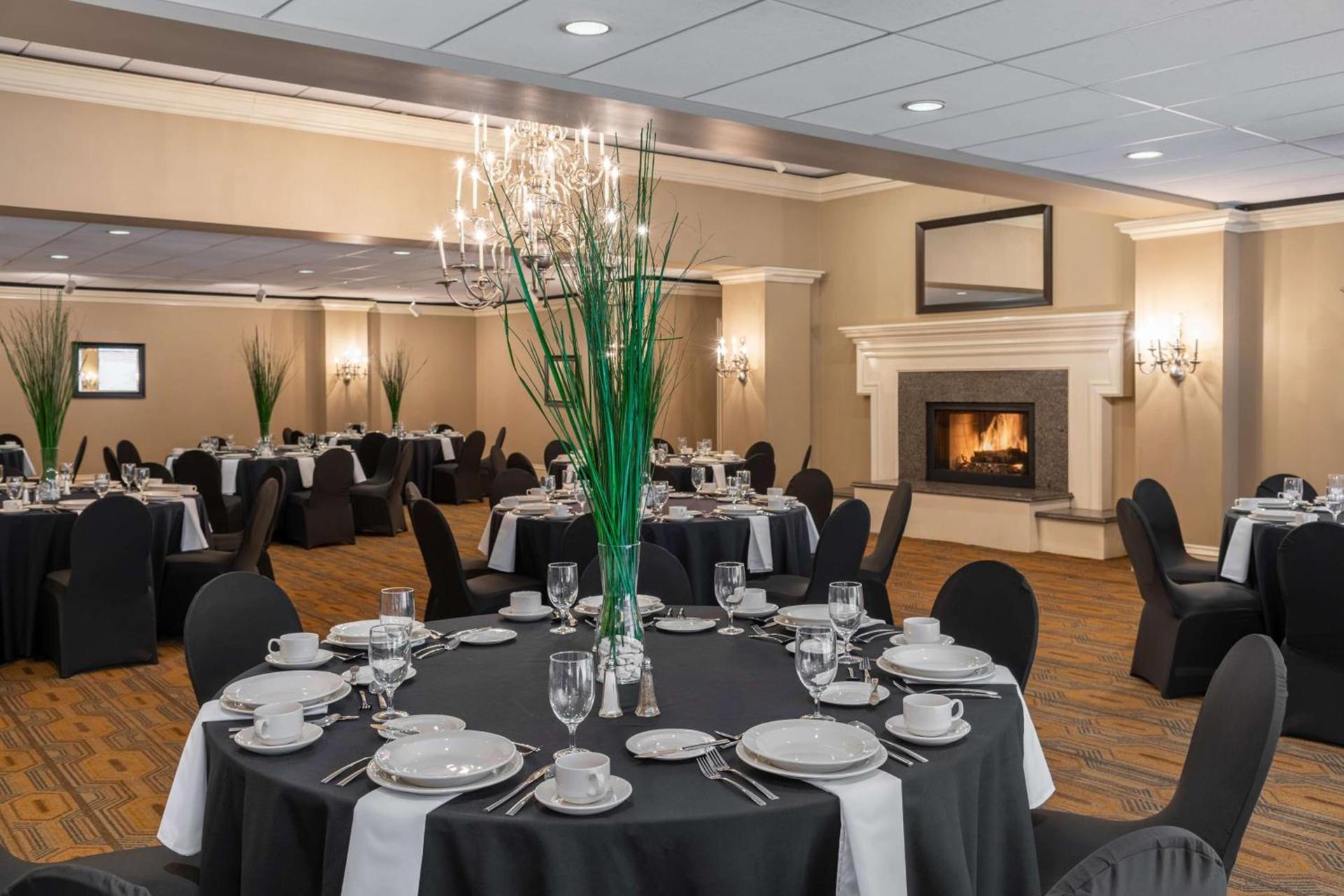 The Capital Suites Hotel photo 53