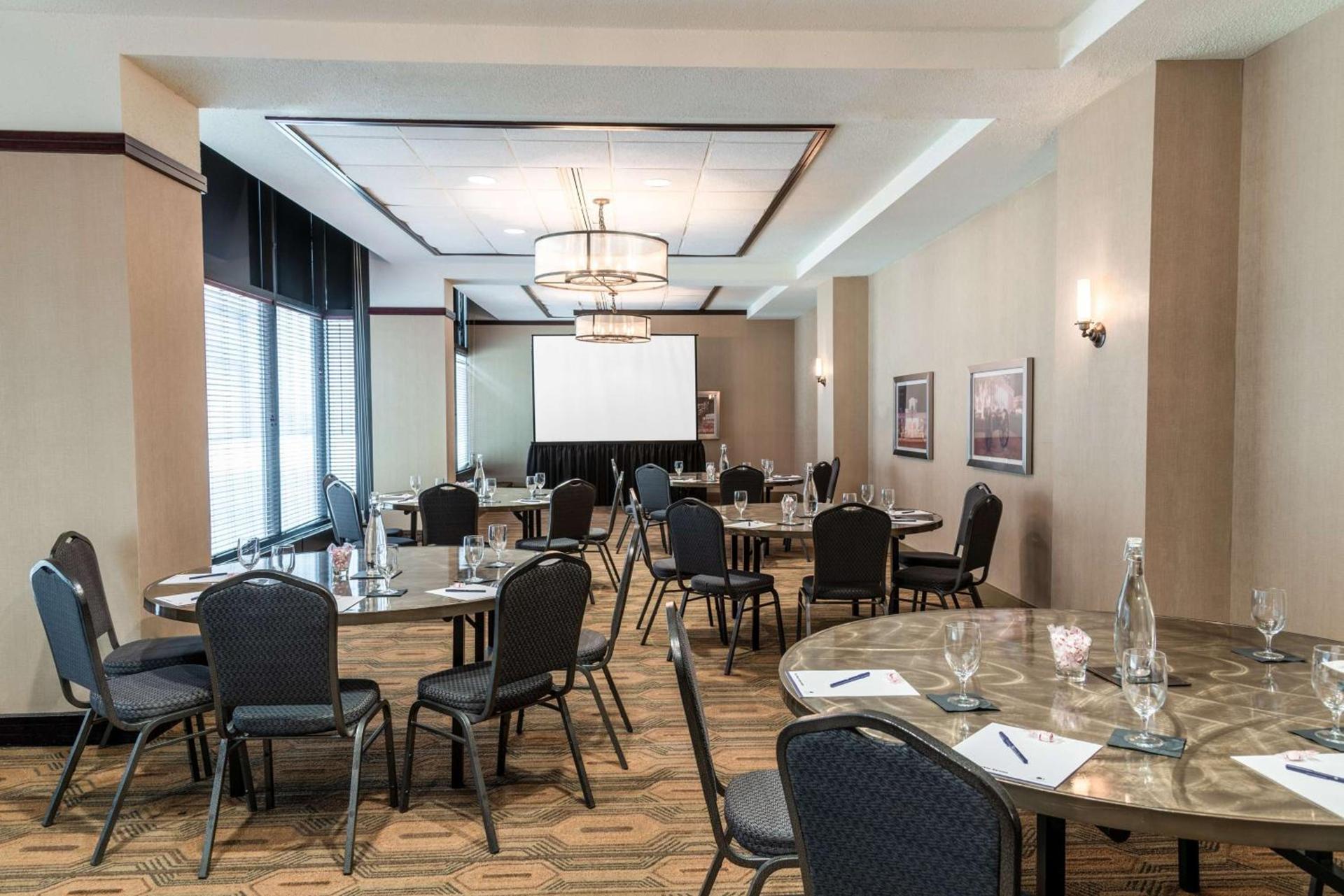 The Capital Suites Hotel photo 54