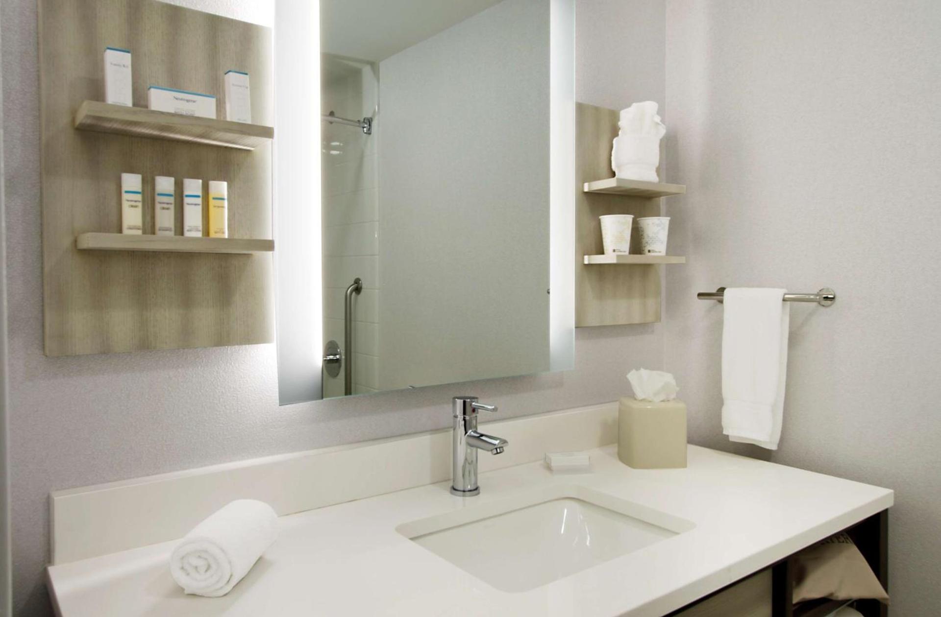 Hilton Garden Inn Columbus-University Area photo 18