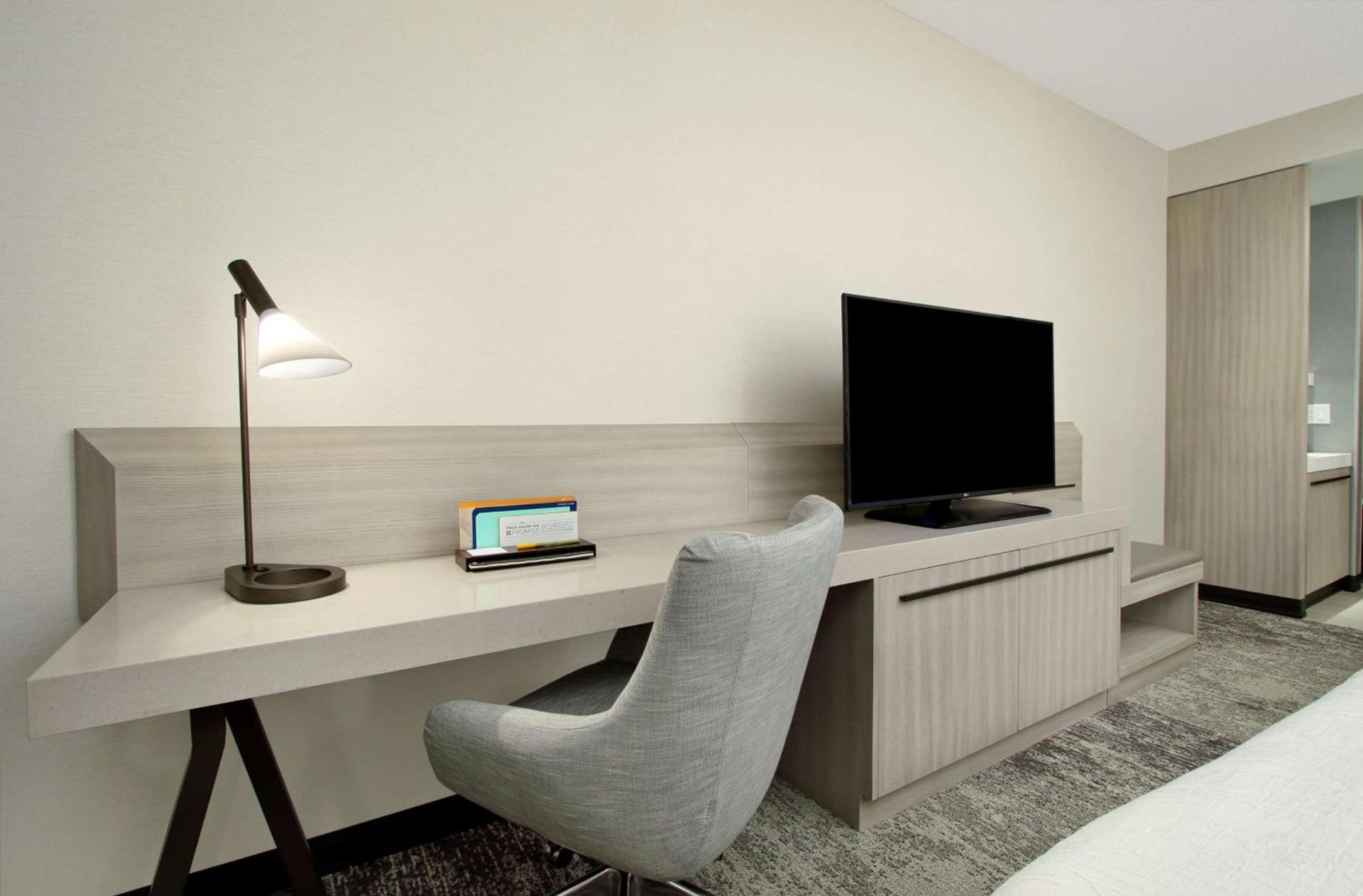Hilton Garden Inn Columbus-University Area photo 19