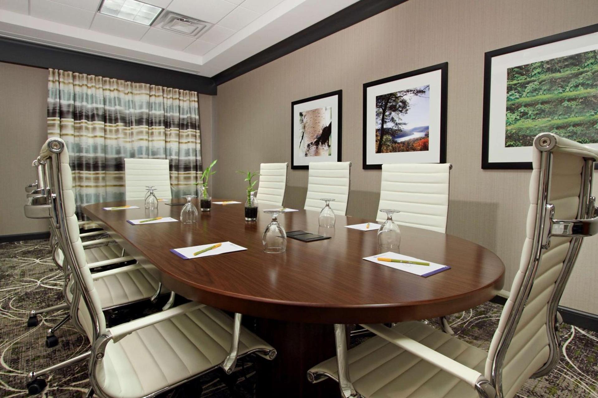 Hilton Garden Inn Columbus-University Area photo 29