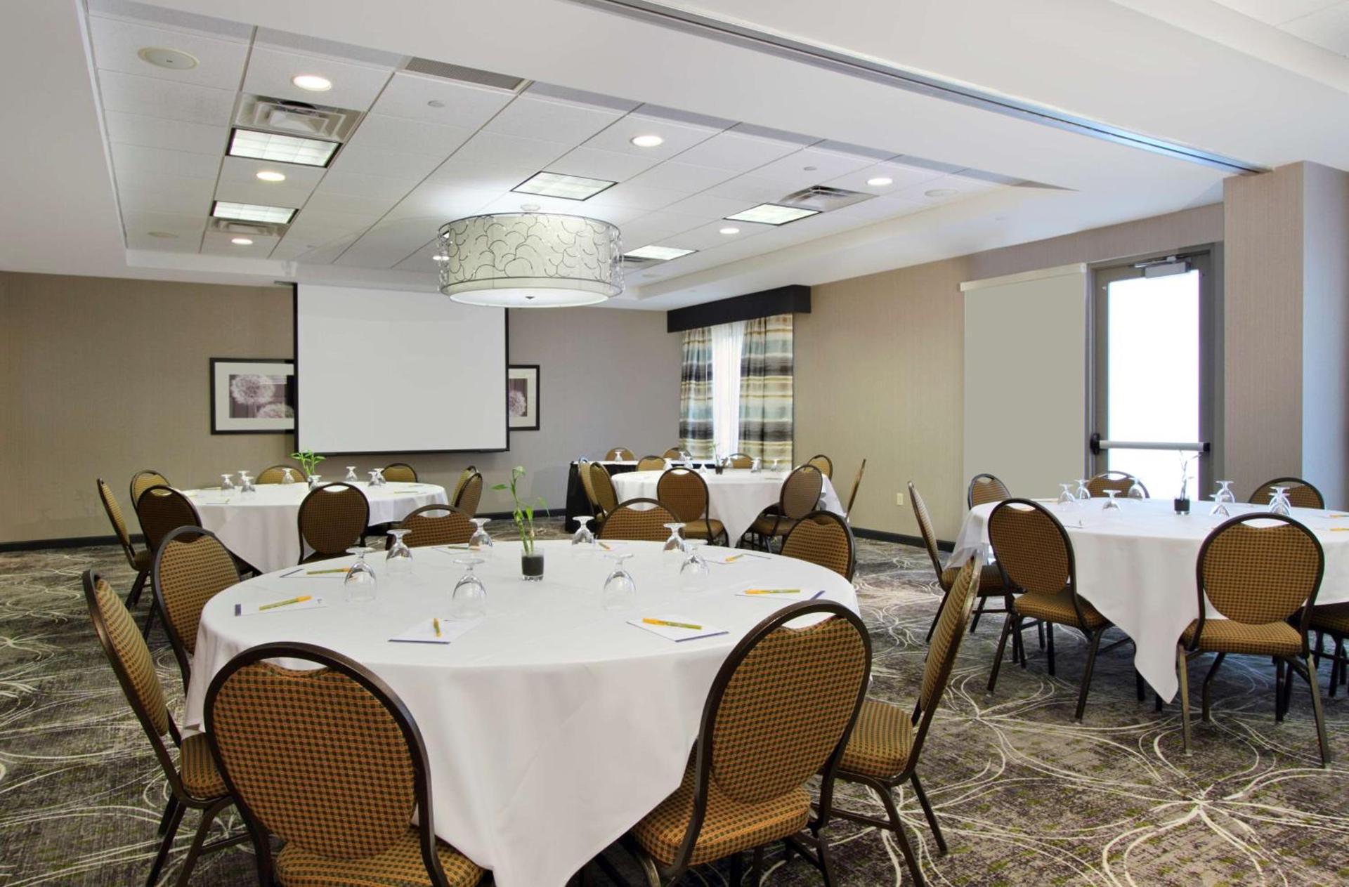 Hilton Garden Inn Columbus-University Area photo 30