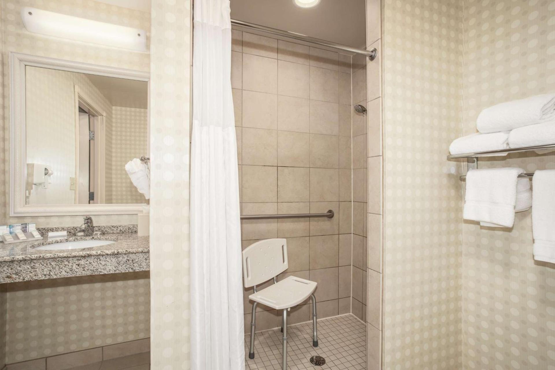 Hilton Garden Inn Casper photo 14