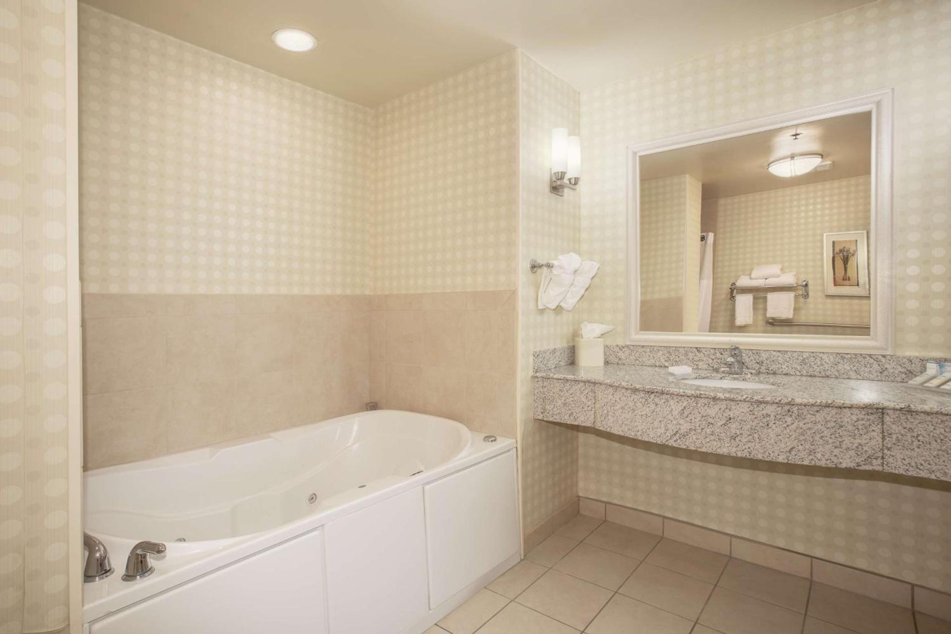 Hilton Garden Inn Casper photo 28