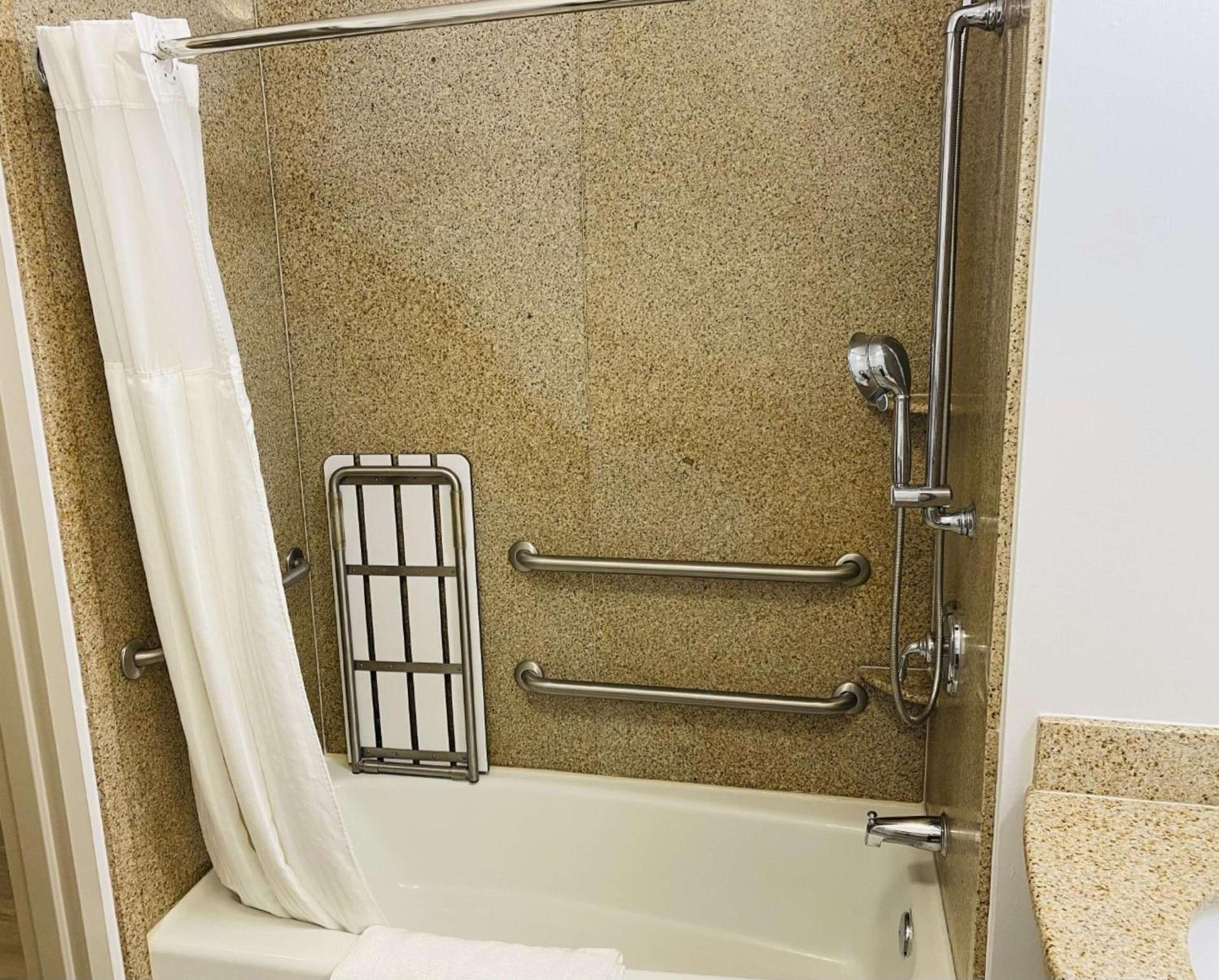 Hilton Garden Inn Columbia photo 25