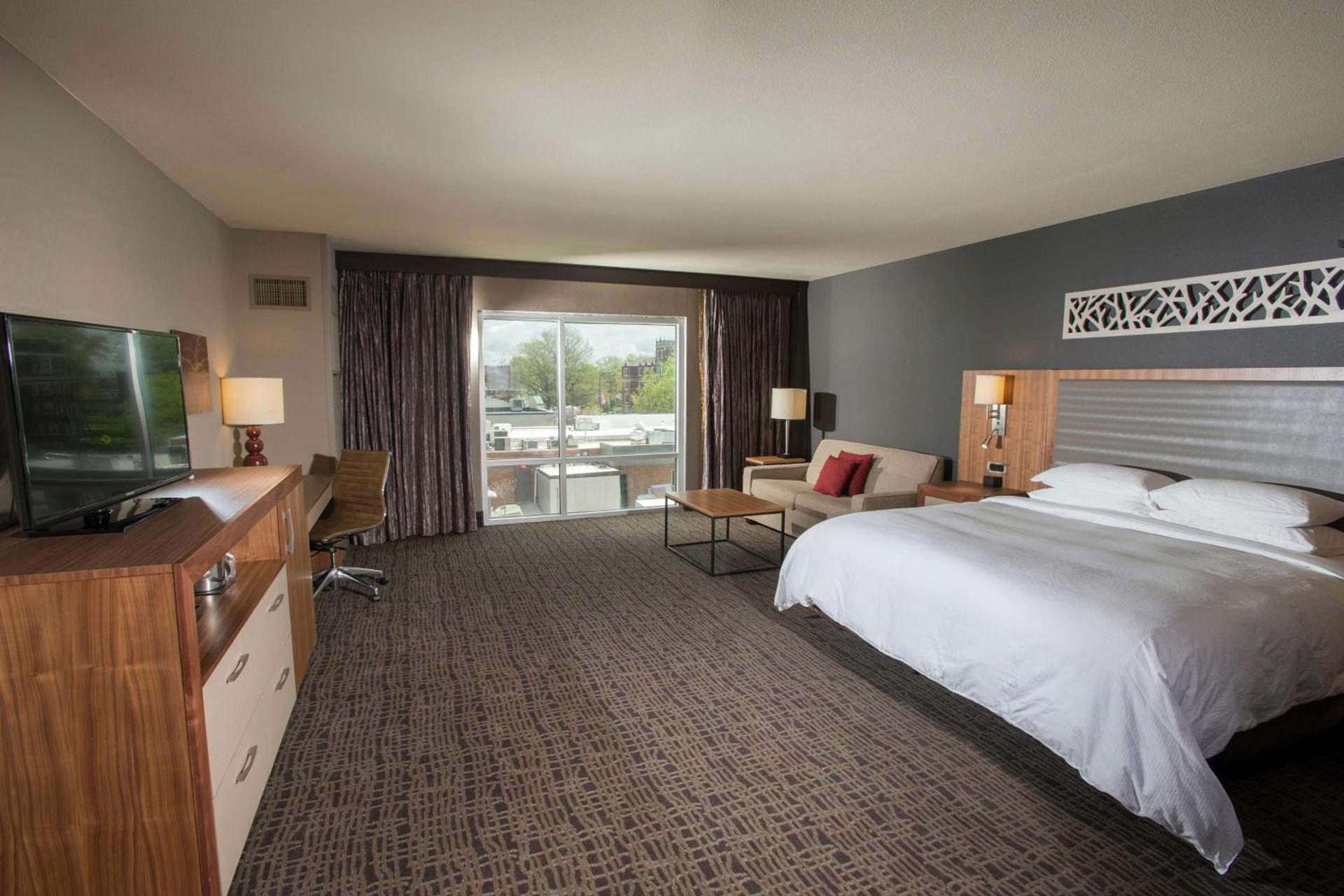 The Broadway Columbia - a DoubleTree by Hilton Hotel photo 13