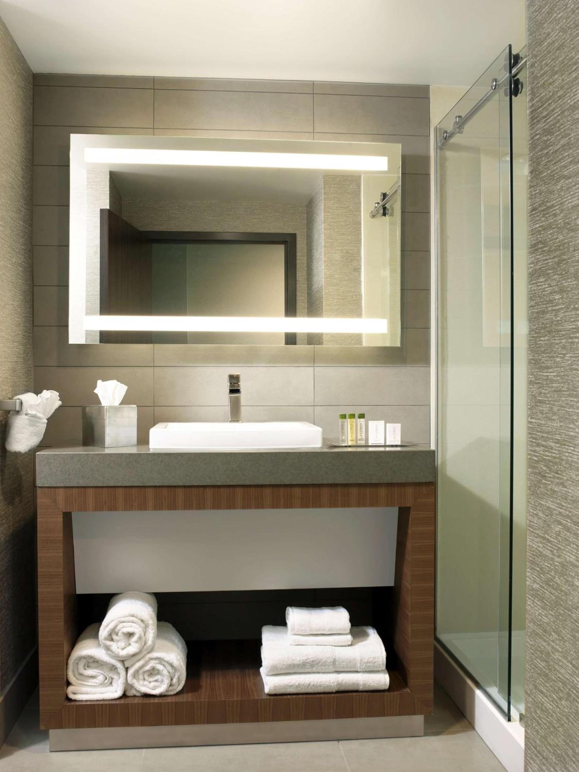 The Broadway Columbia - a DoubleTree by Hilton Hotel photo 21