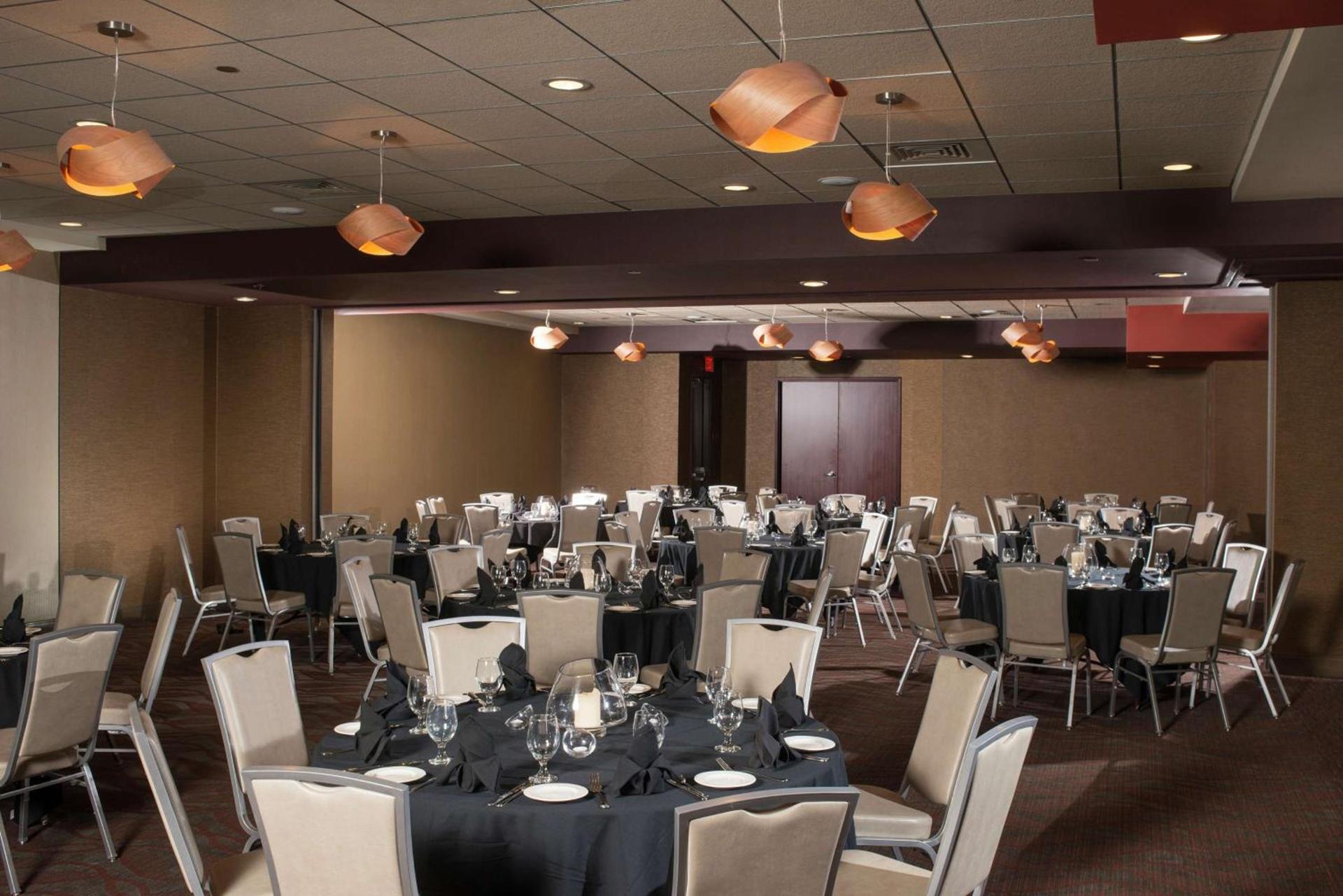 The Broadway Columbia - a DoubleTree by Hilton Hotel photo 24