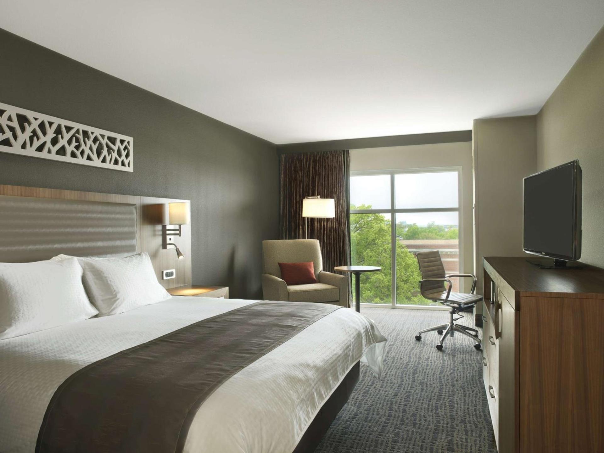 The Broadway Columbia - a DoubleTree by Hilton Hotel photo 23