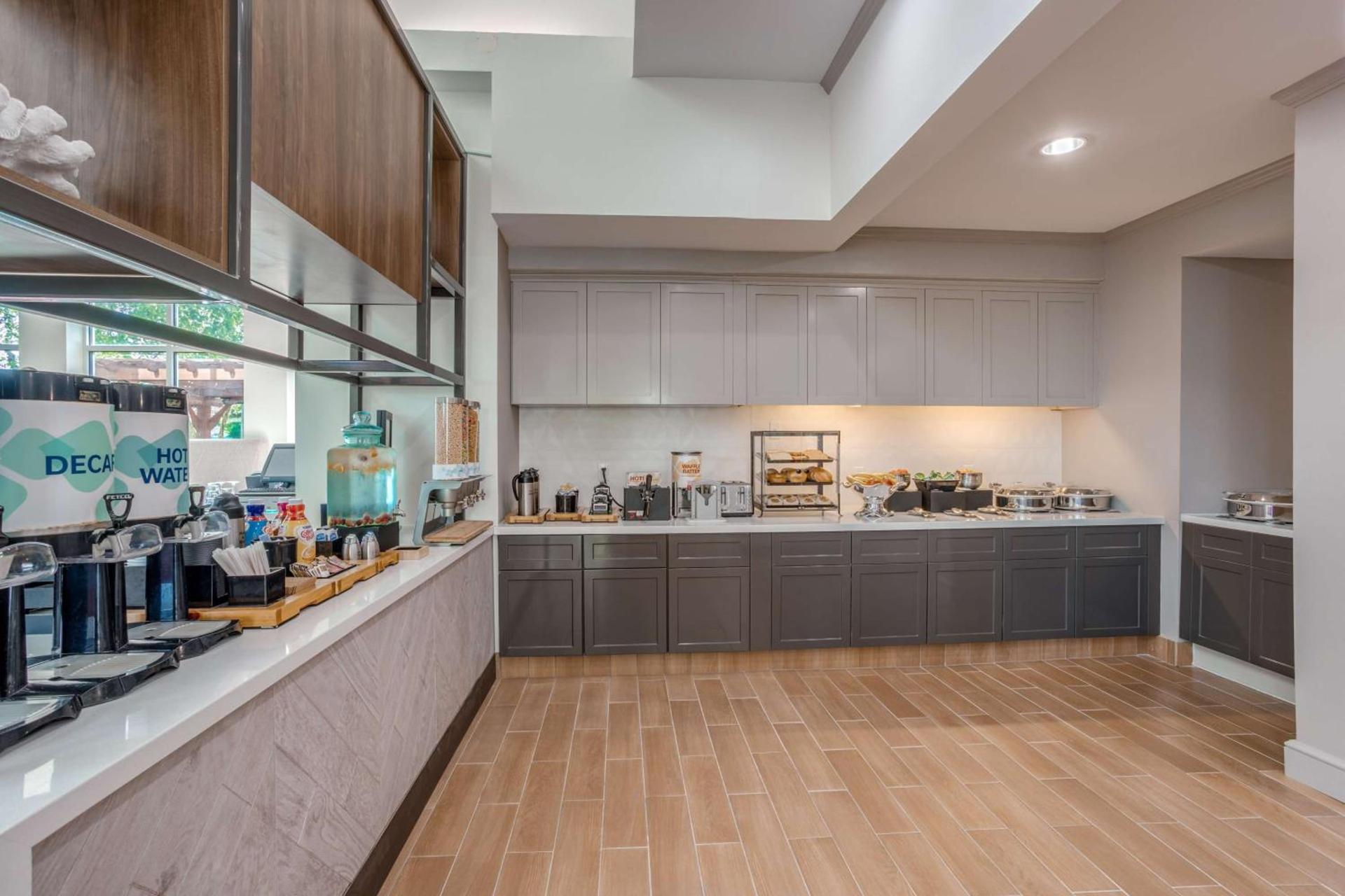 Hilton Garden Inn Cincinnati/Sharonville photo 13