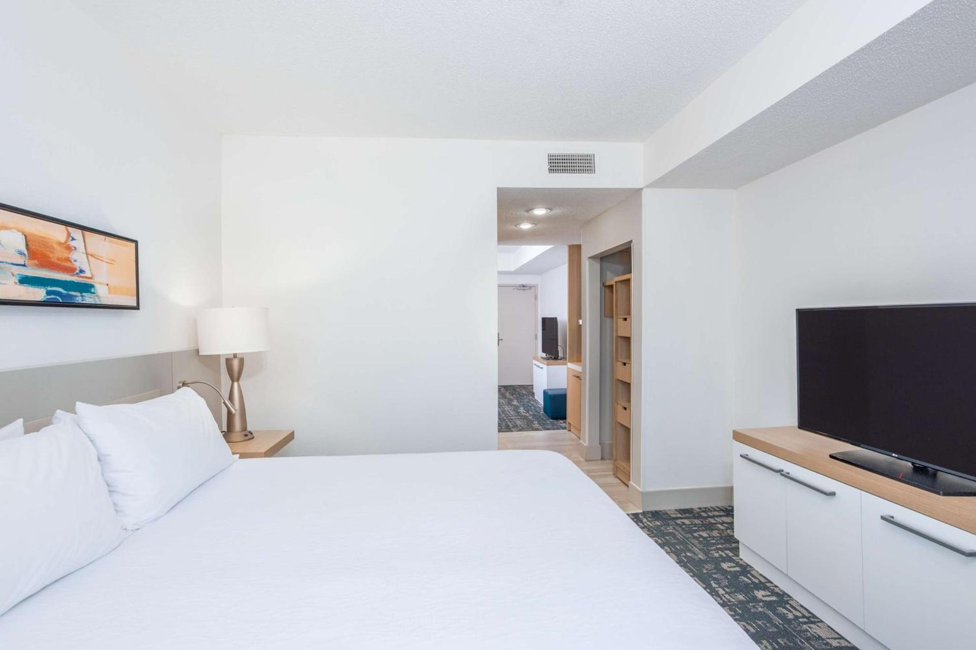 Hilton Garden Inn Cincinnati/Sharonville photo 43