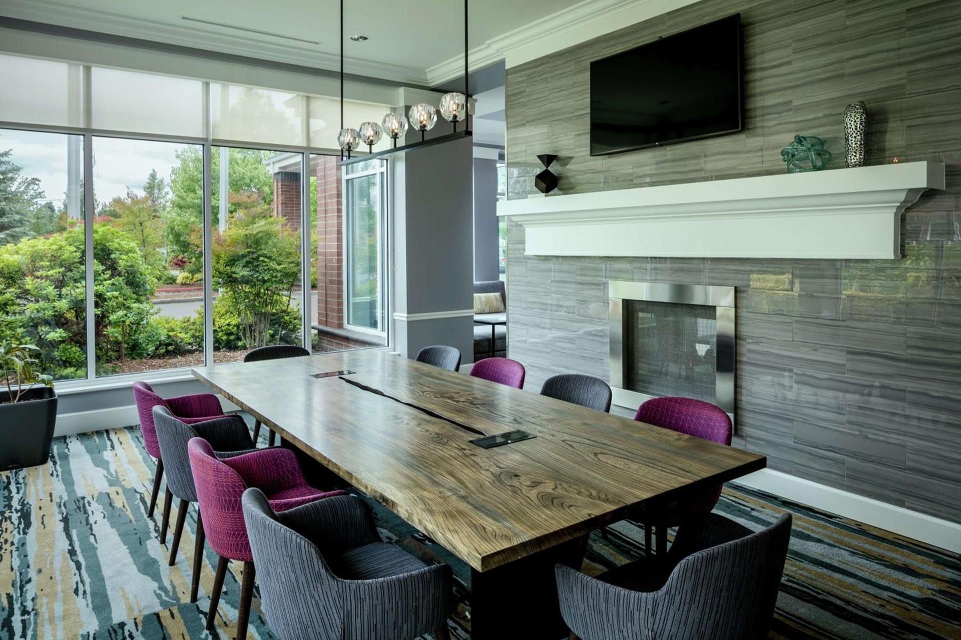 Hilton Garden Inn Corvallis photo 2