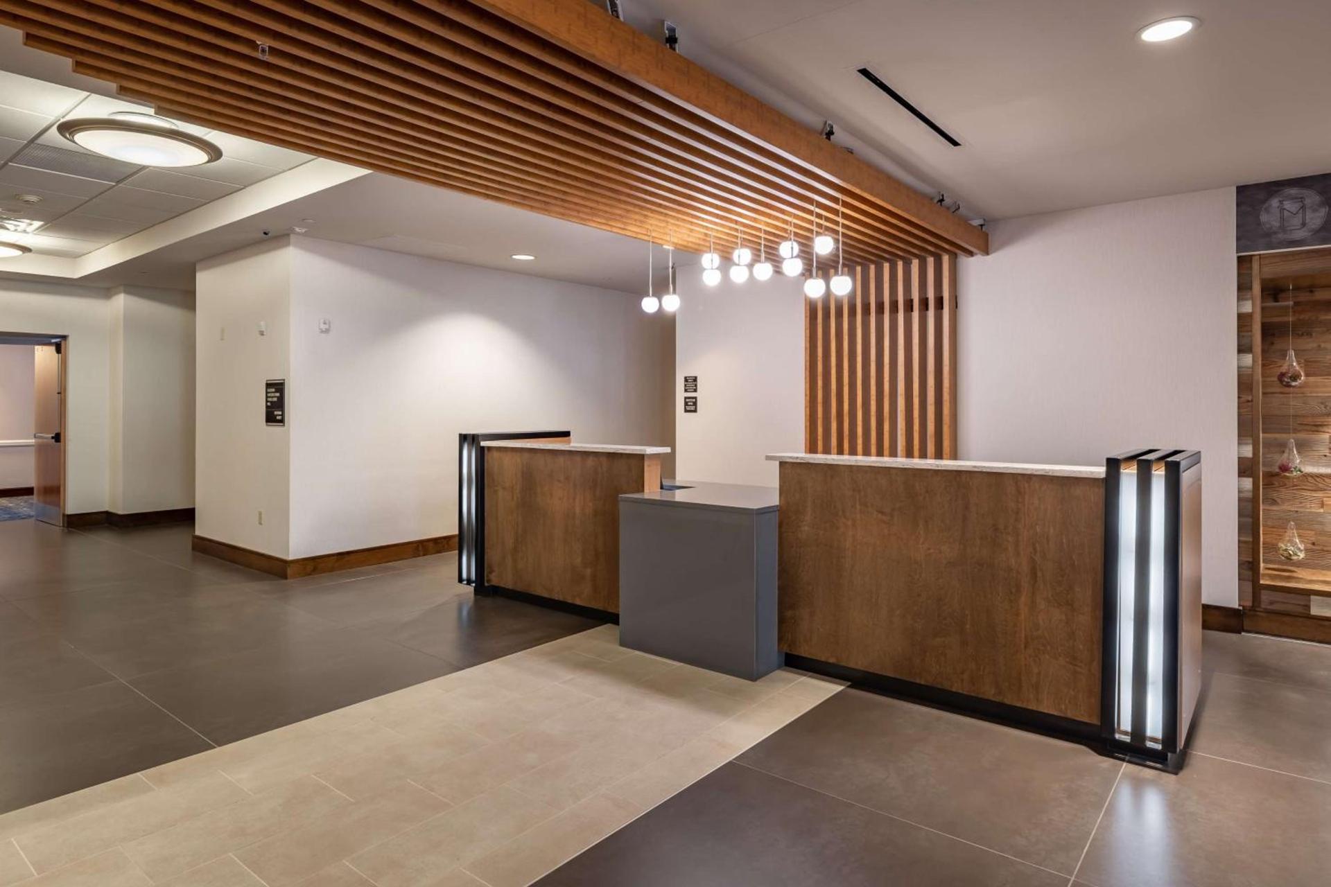 DoubleTree by Hilton Dallas-Farmers Branch photo 10