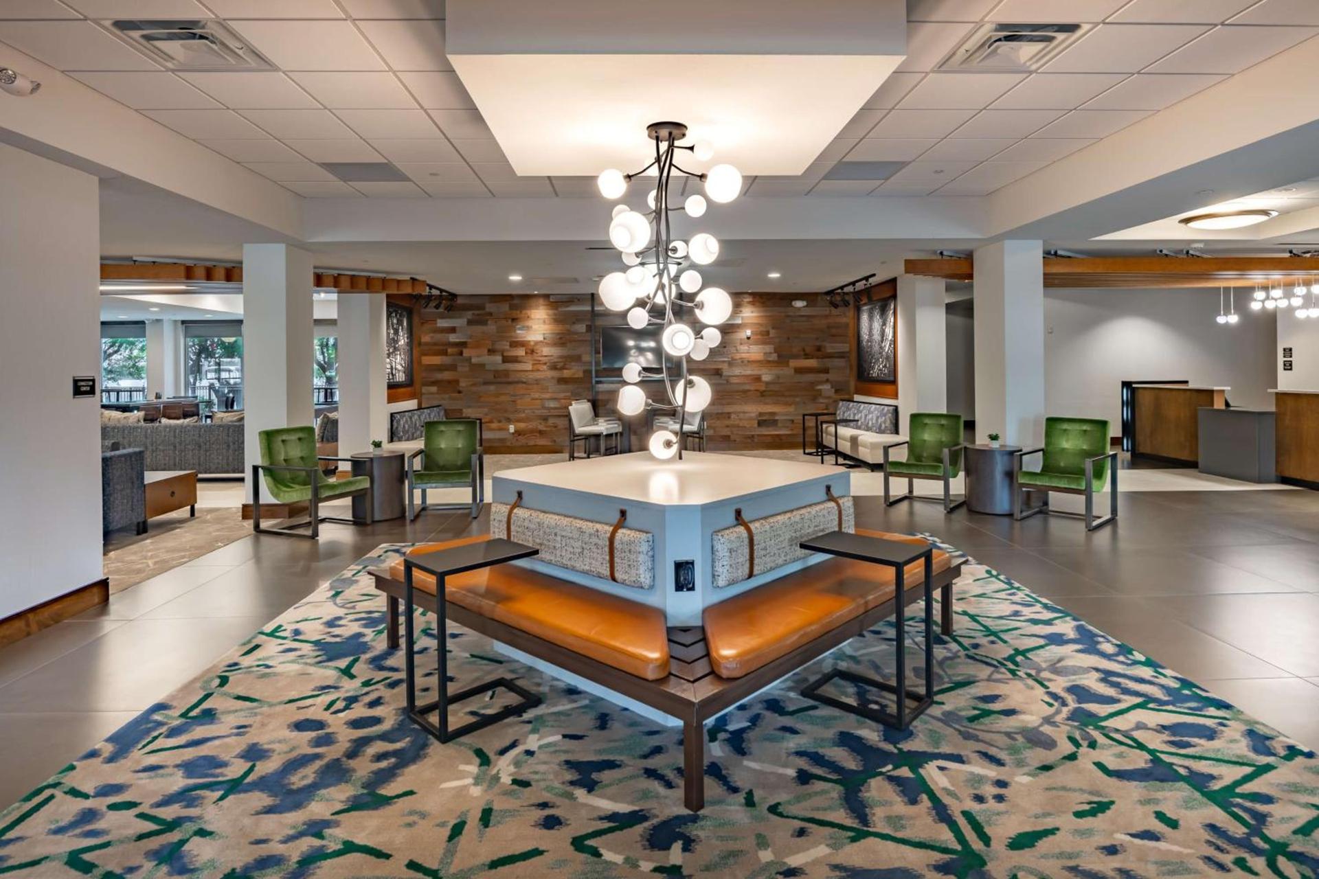 DoubleTree by Hilton Dallas-Farmers Branch photo 11