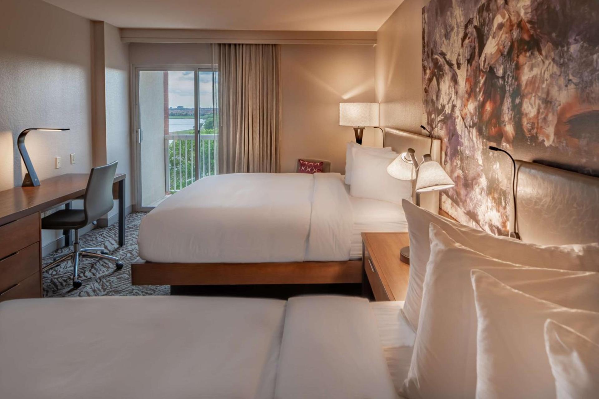 DoubleTree by Hilton Dallas-Farmers Branch photo 27