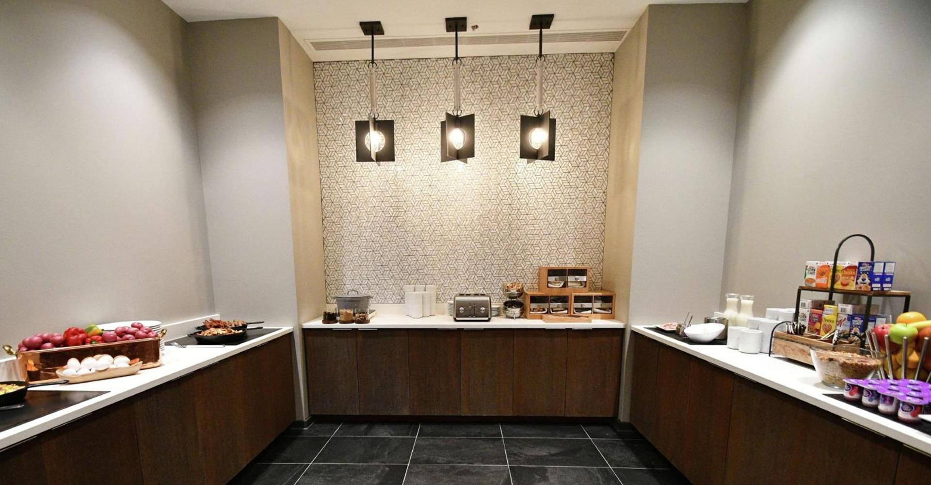 Hilton Dallas-Park Cities photo 21