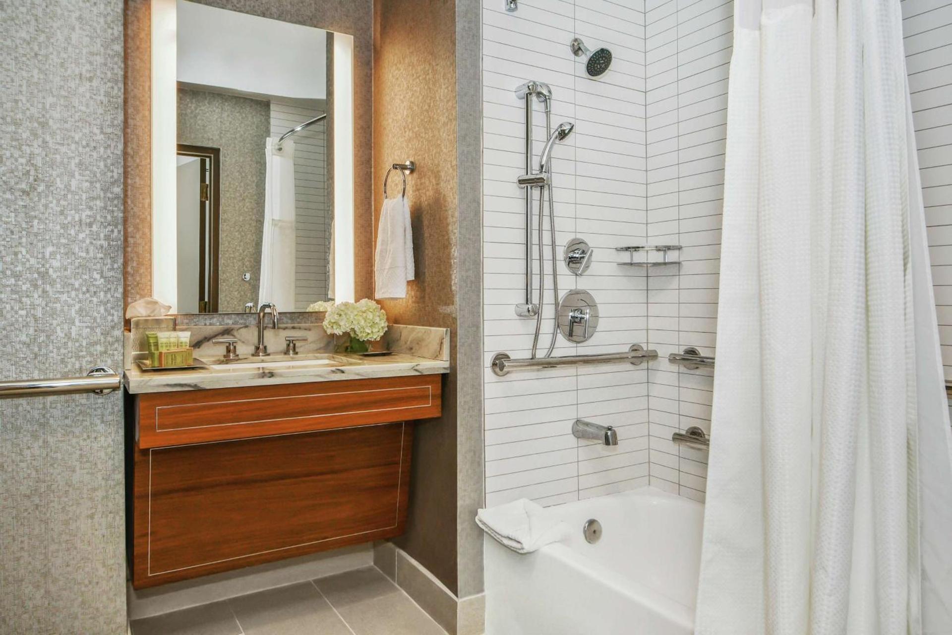 Hilton Dallas-Park Cities photo 34