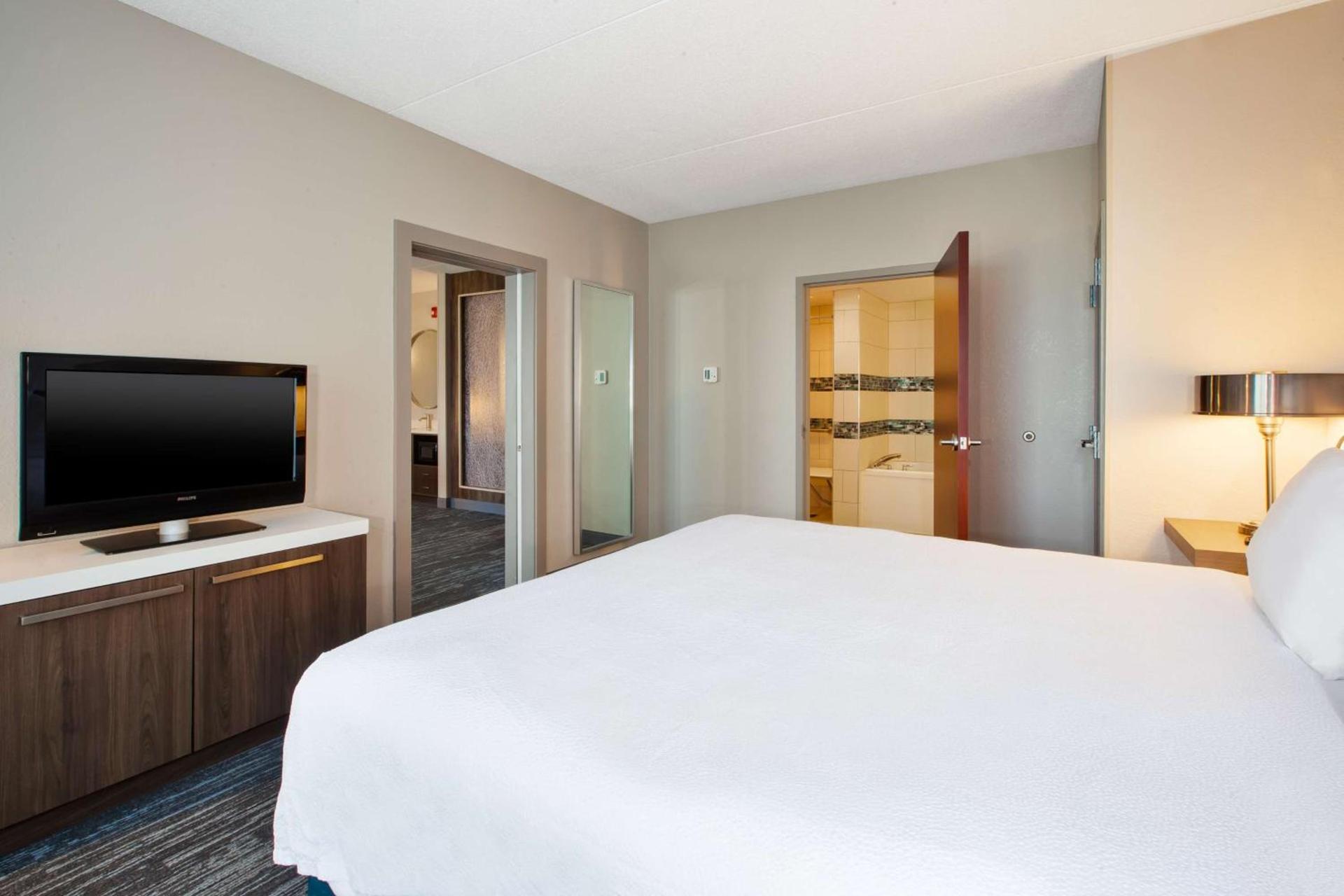 Hilton Garden Inn Dayton/ Beavercreek photo 17