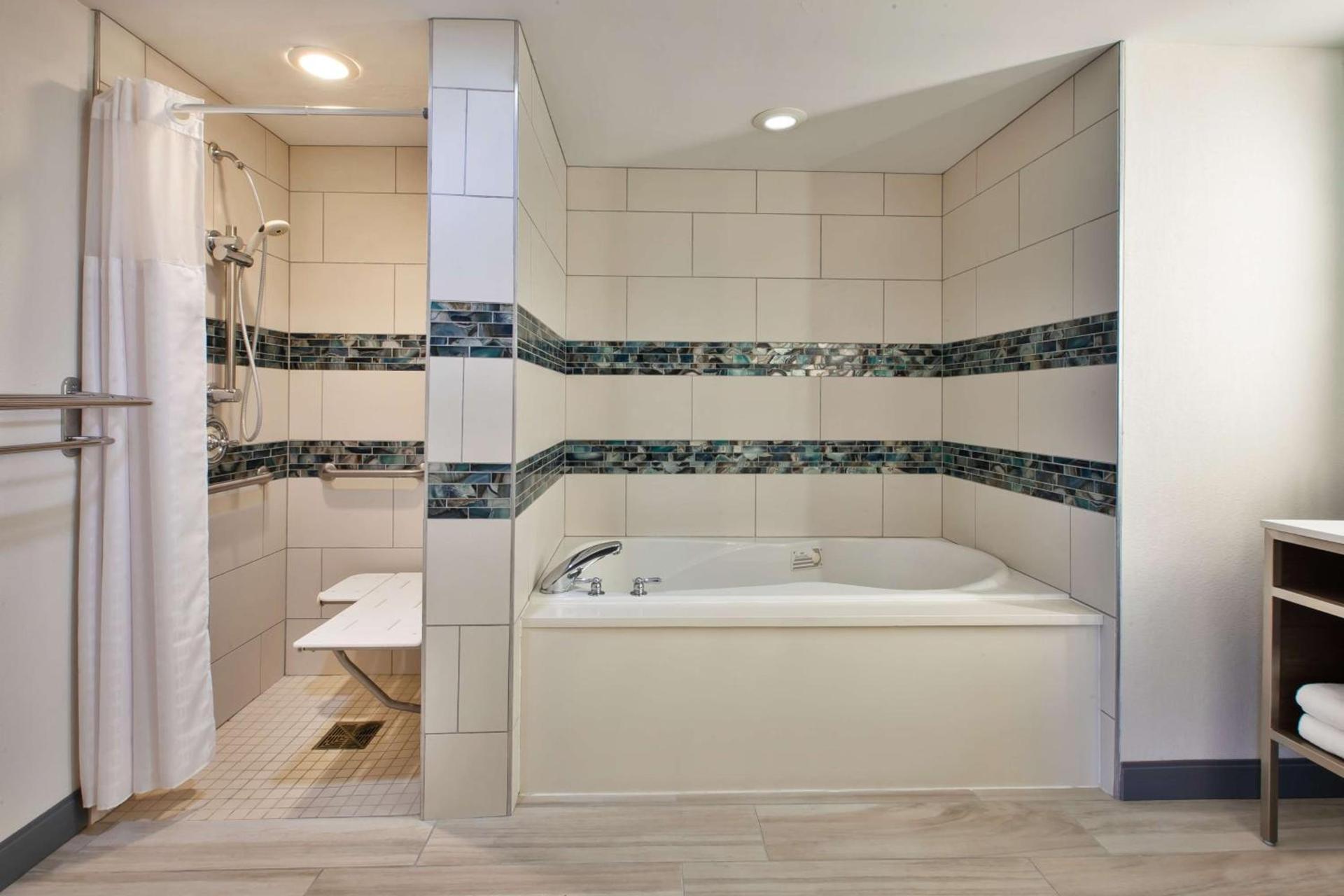Hilton Garden Inn Dayton/ Beavercreek photo 26