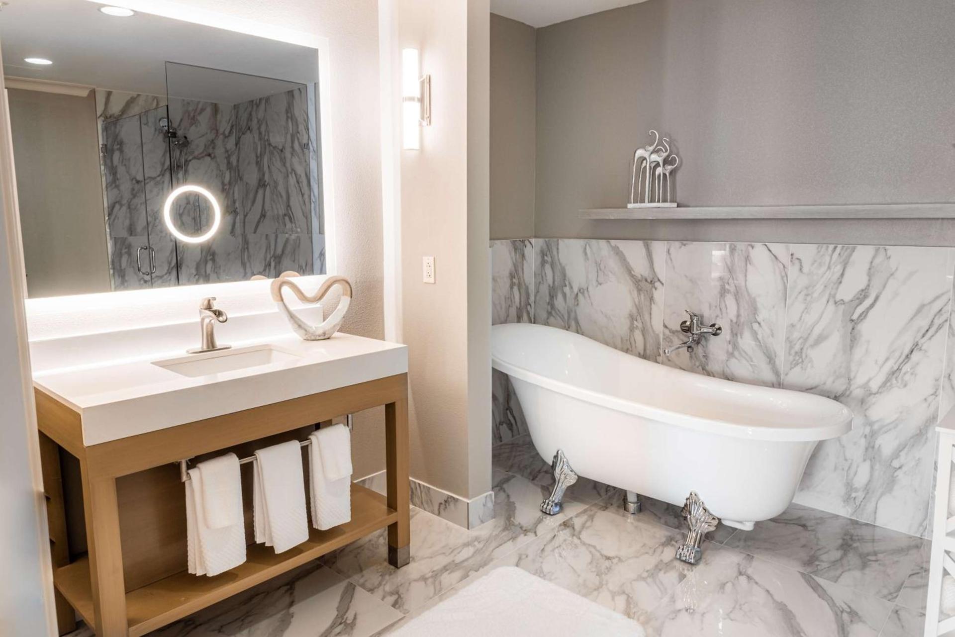 Hilton Dallas/Rockwall Lakefront Hotel photo 33