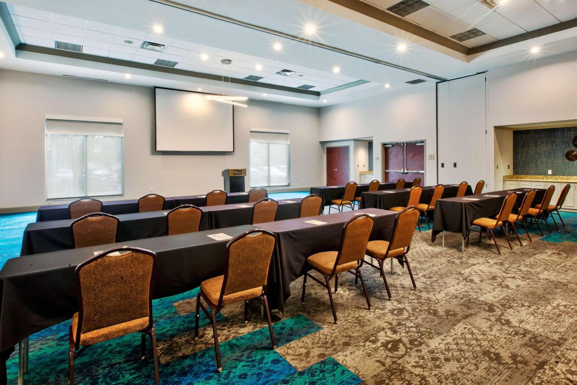 Hilton Garden Inn Dayton/ Beavercreek photo 37