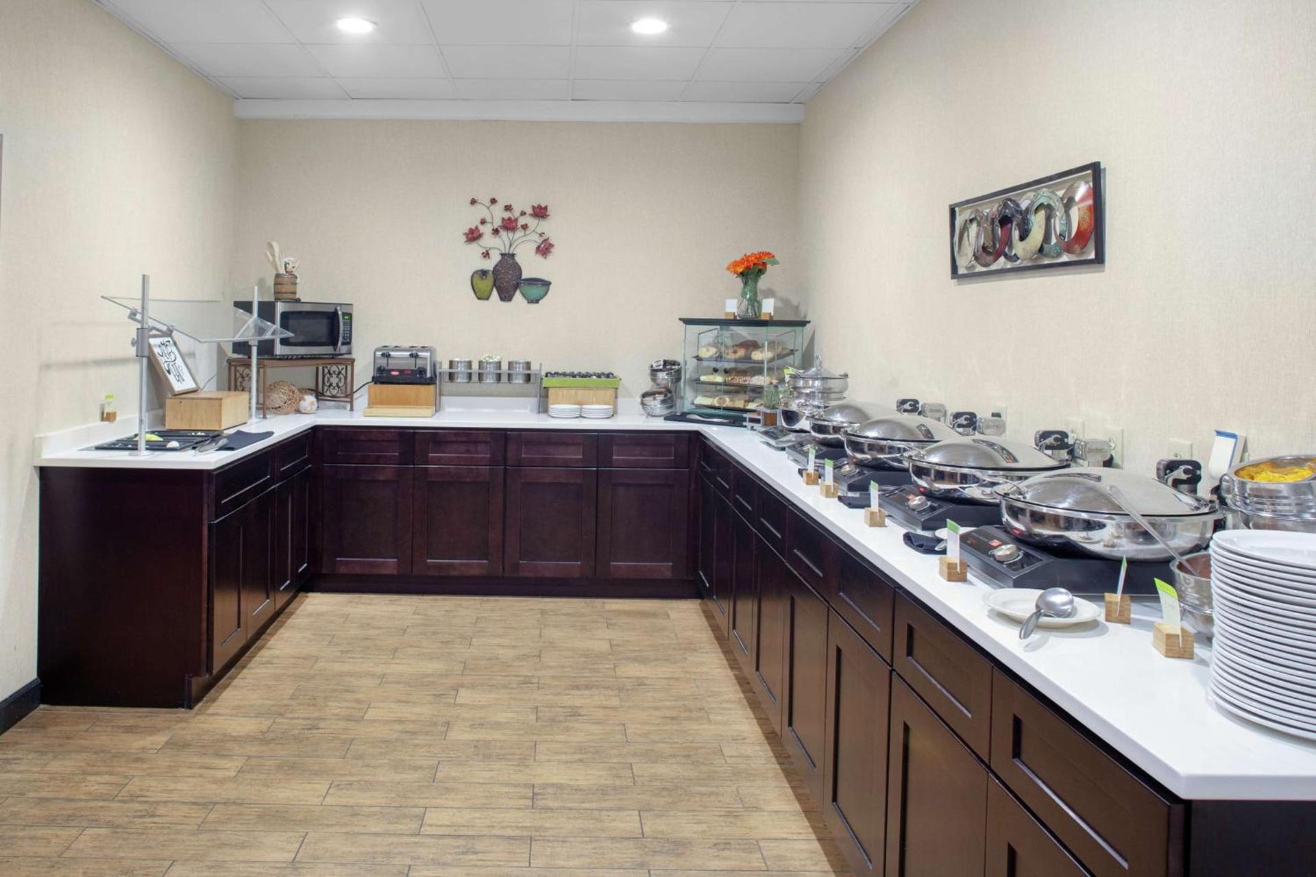 Best Western Plus Miamisburg-Dayton Suites, Banquets & Hotel photo 12