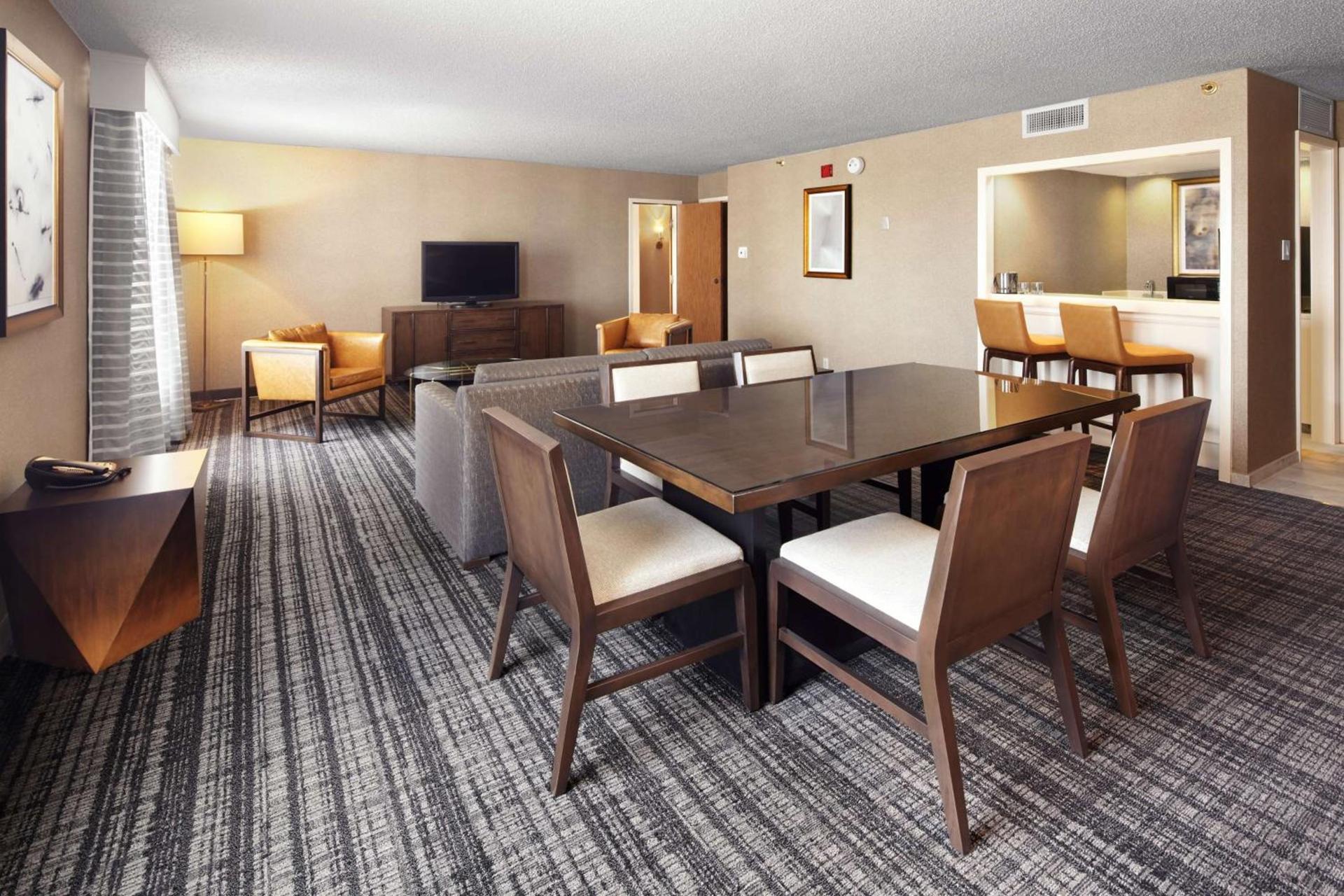 DoubleTree by Hilton Dallas Near the Galleria photo 25