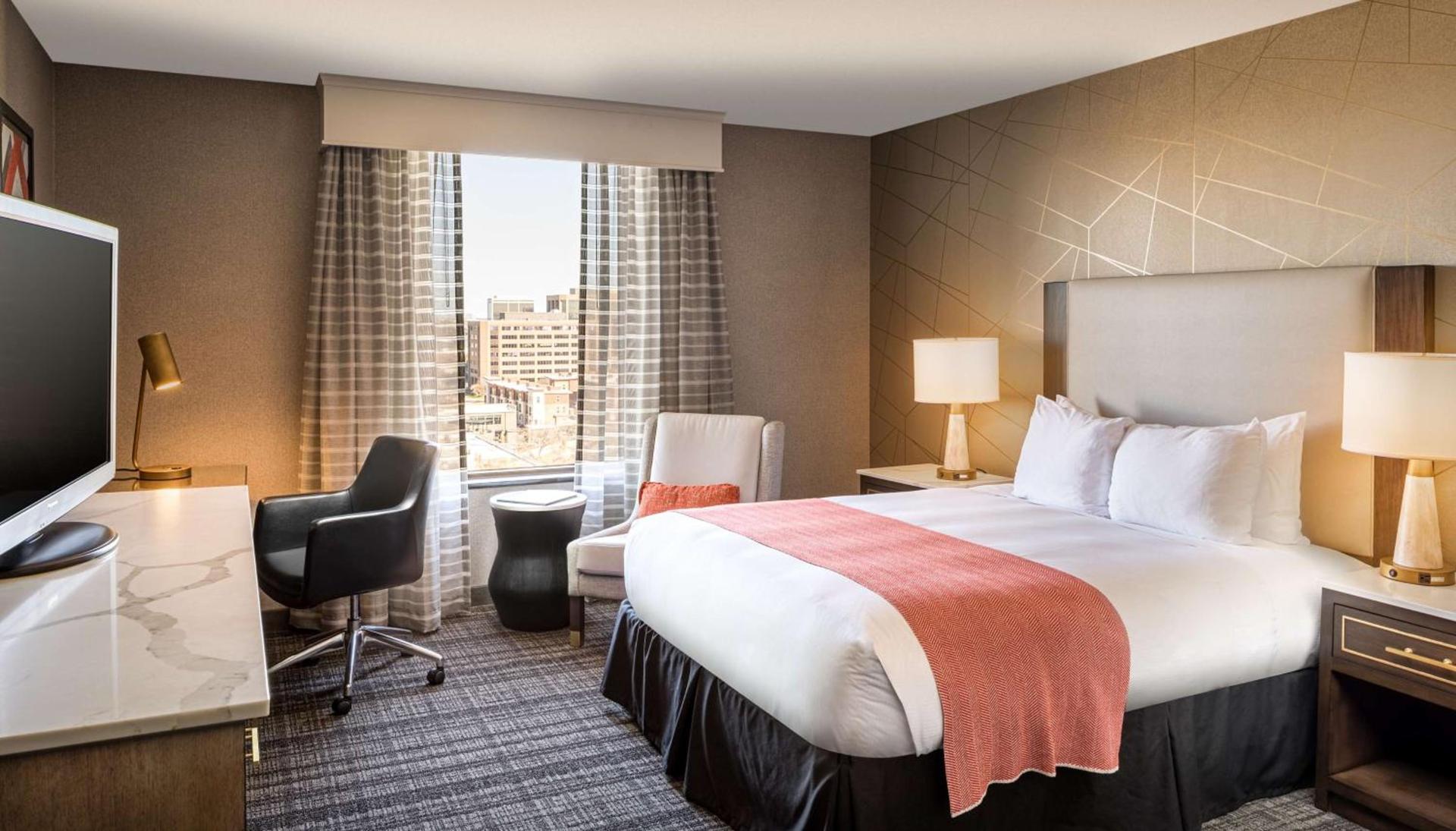 DoubleTree by Hilton Dallas Near the Galleria photo 38
