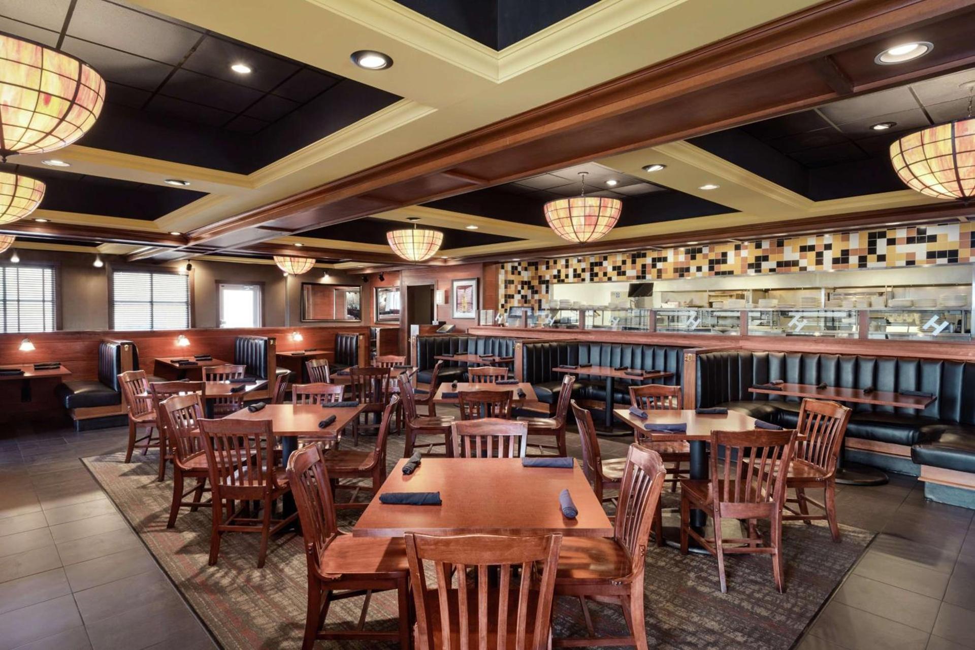 Hilton Garden Inn Dubuque Downtown photo 8