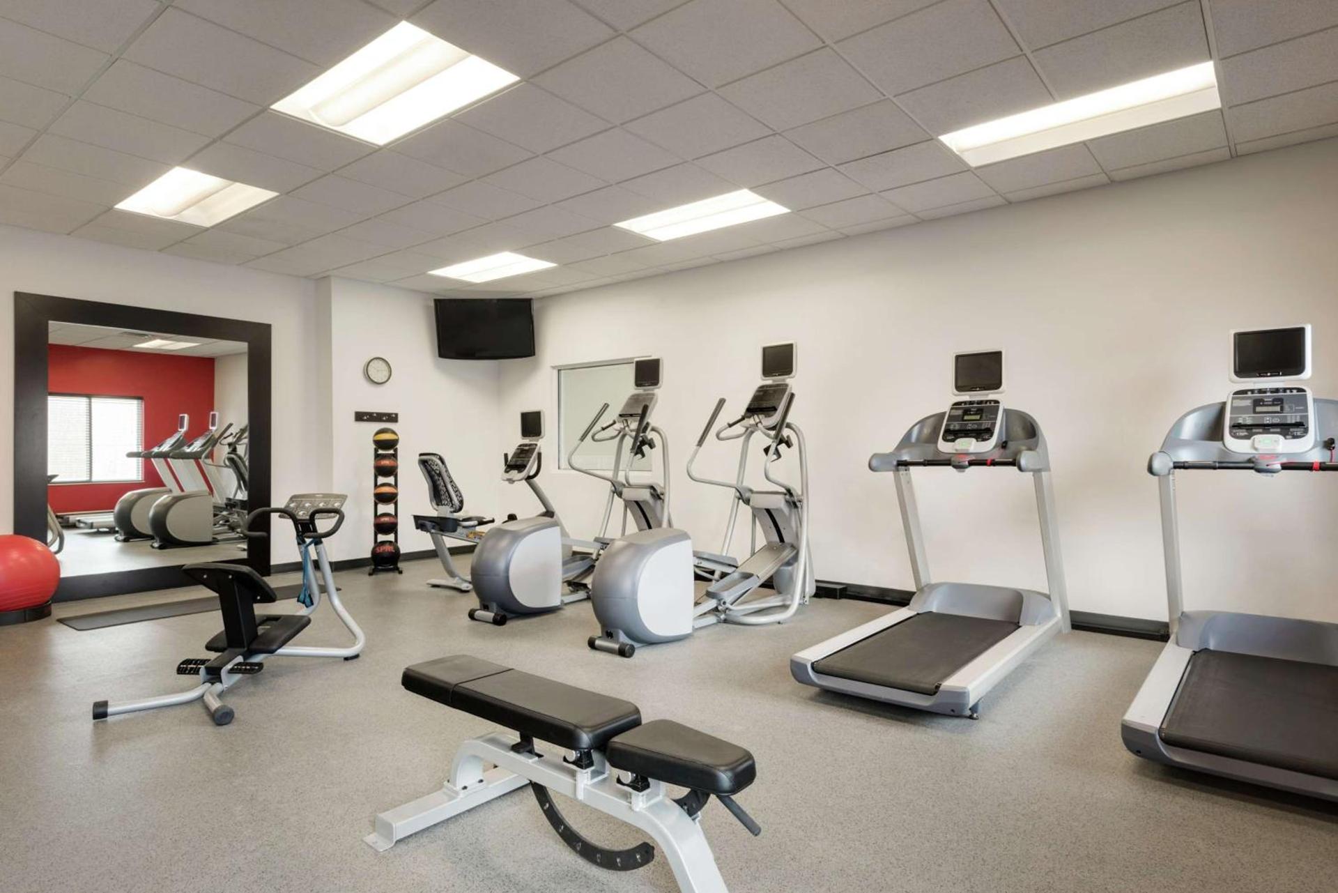 Hilton Garden Inn Dubuque Downtown photo 12