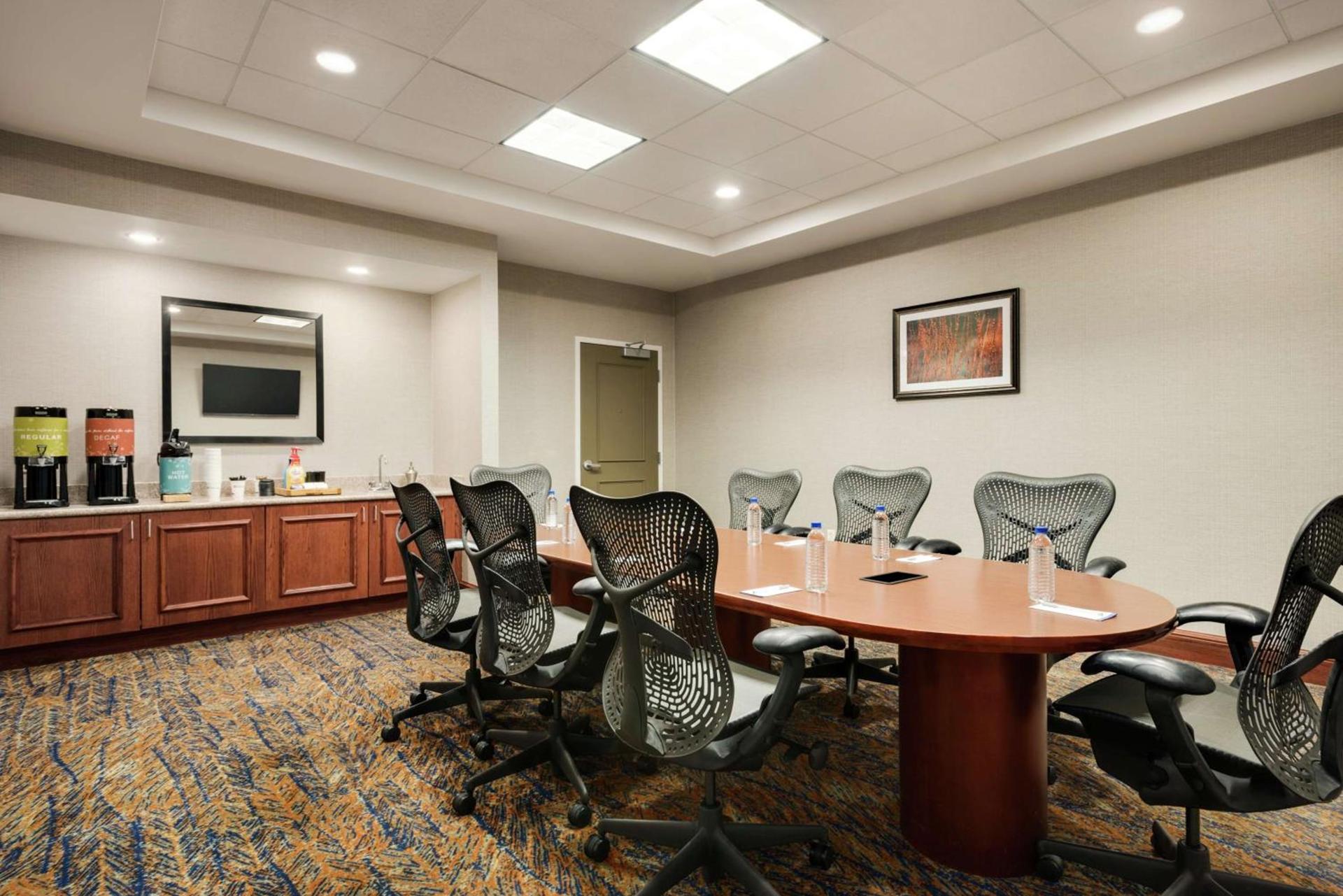 Hilton Garden Inn Dubuque Downtown photo 34