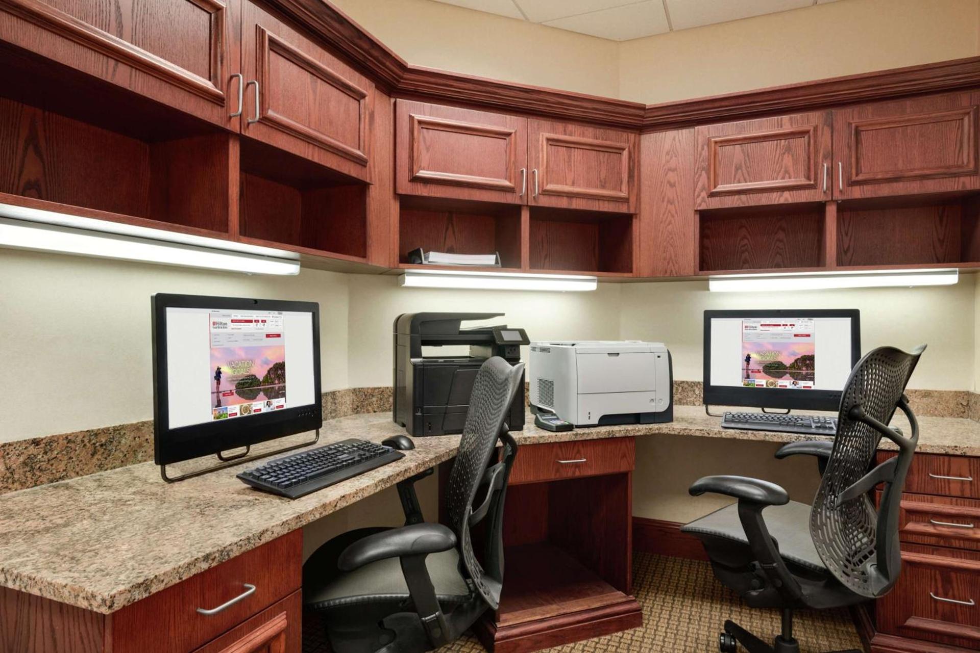 Hilton Garden Inn Dubuque Downtown photo 39